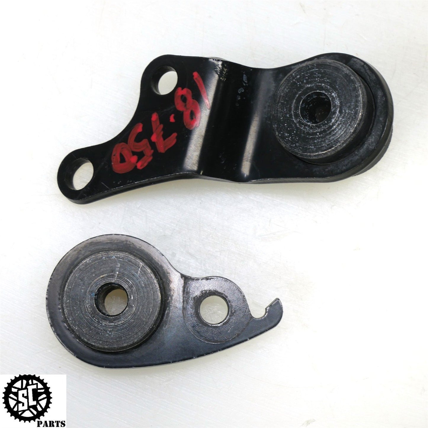 2018 SUZUKI GSXR 600 750 EXHAUST HANGER MOUNT BRACKET S76