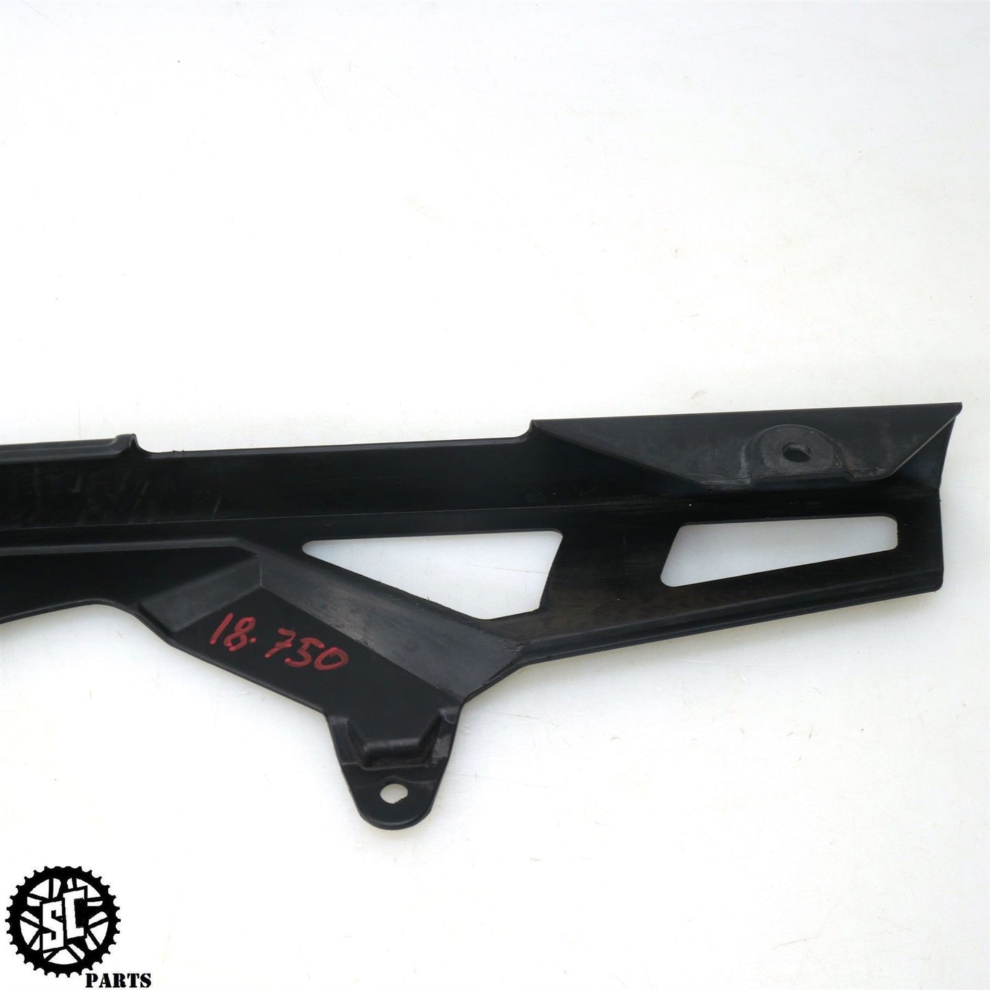 2018 SUZUKI GSXR 600 750 CHAIN GUARD COVER 61311-14J00 S76