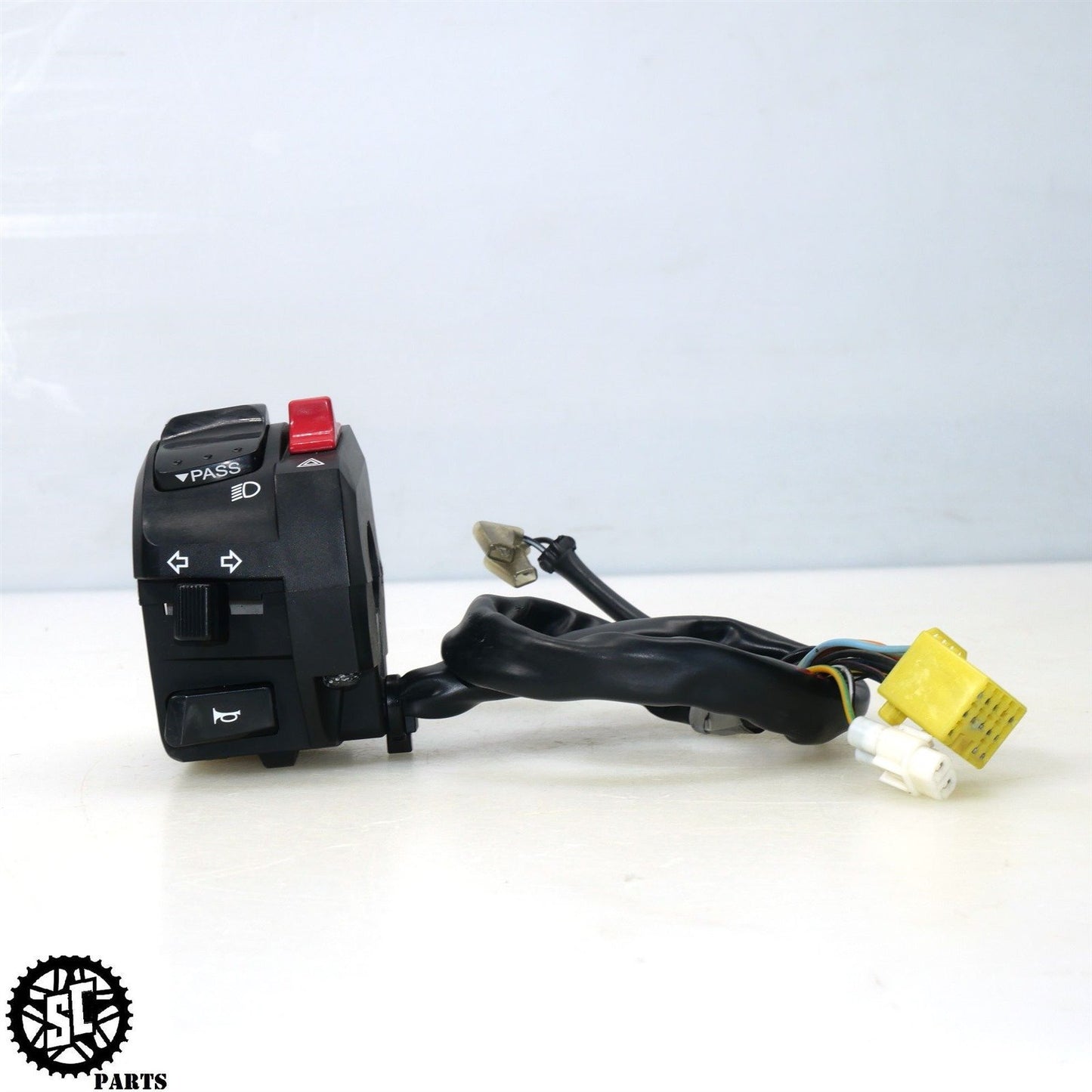 2018 SUZUKI GSXR 600 750 LEFT CONTROL SWITCH 37400-14J00 S76