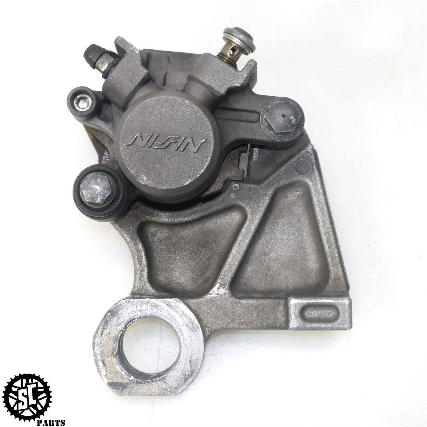 2007 06 07 YAMAHA YZF R6 REAR BRAKE CALIPER BRACKET Y25