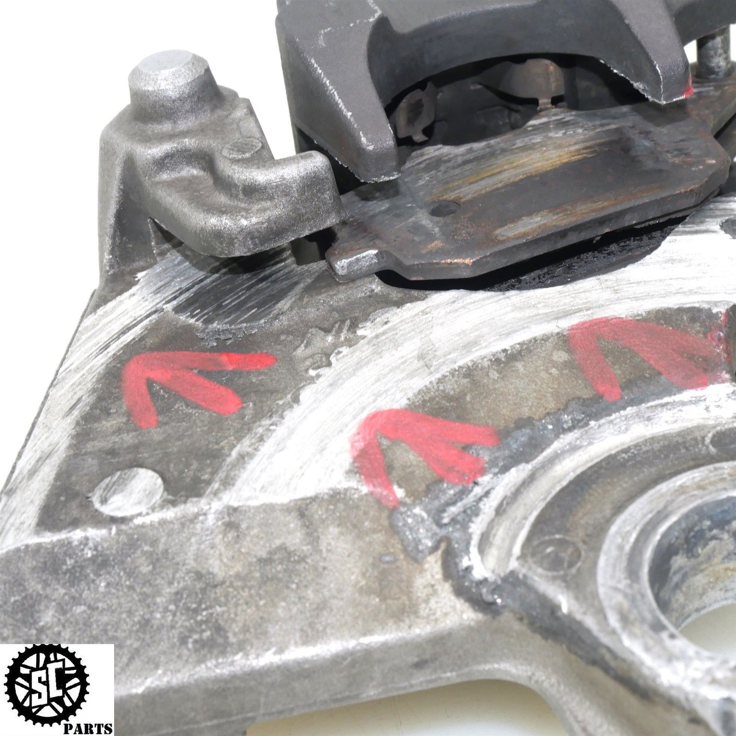 2007 06 07 YAMAHA YZF R6 REAR BRAKE CALIPER BRACKET Y25
