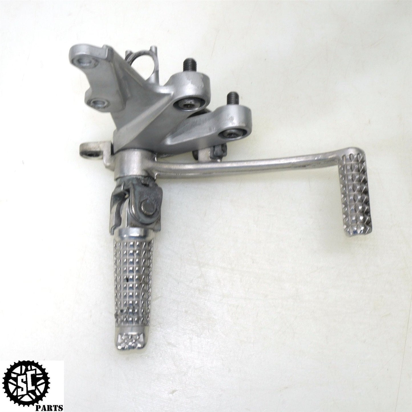 2001-2003 SUZUKI GSXR 600 750 RIGHT REARSET FRONT FOOT PEG BRAKE PEDAL S61