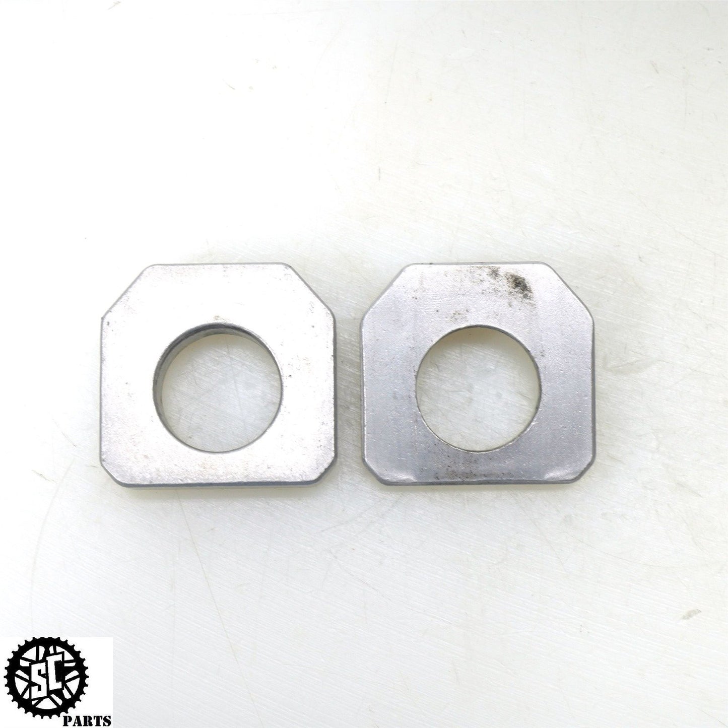 06 07 SUZUKI GSXR 750 REAR AXLE BLOCKS S64