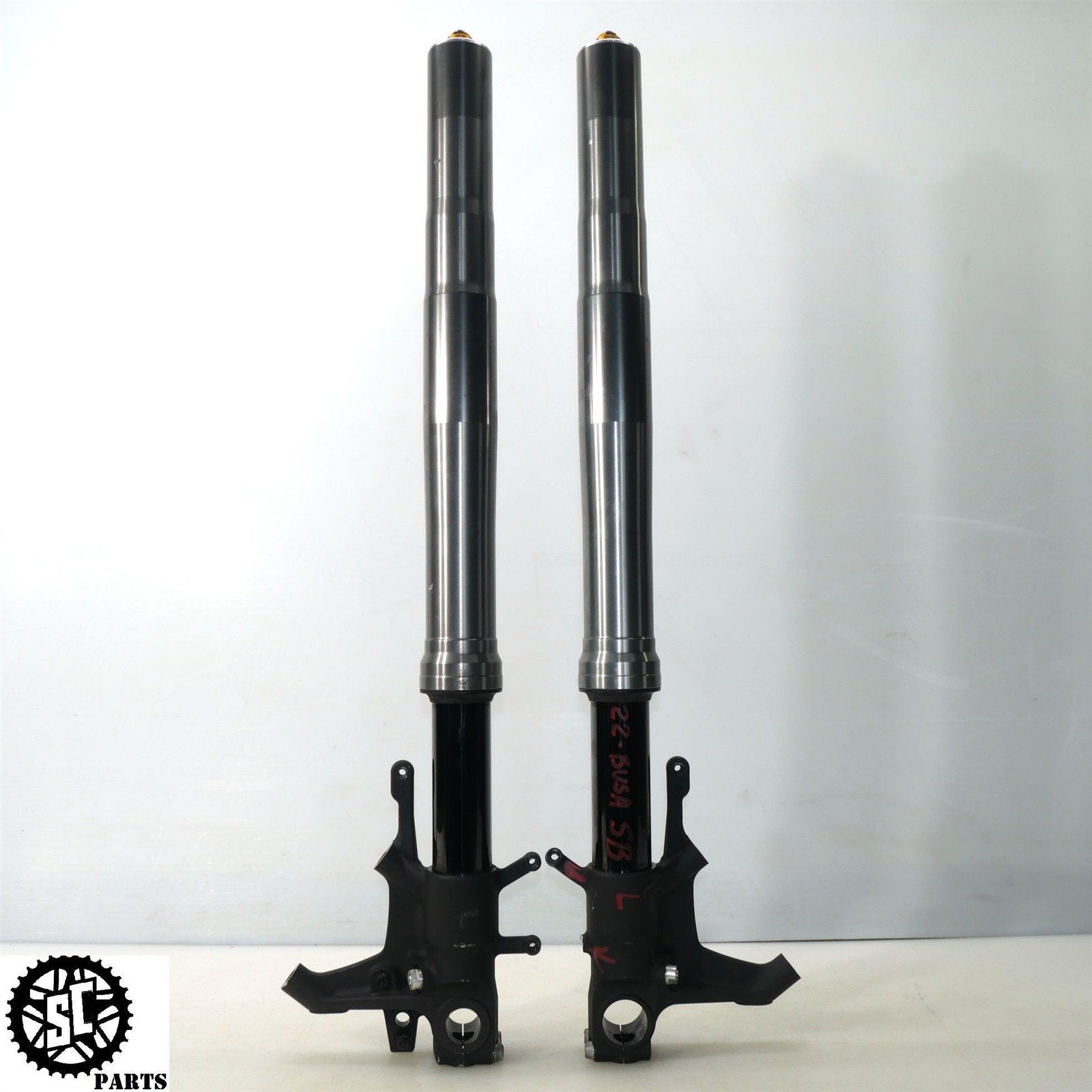 2022-2024 SUZUKI HAYABUSA FRONT FORK TUBES SUSPENSION