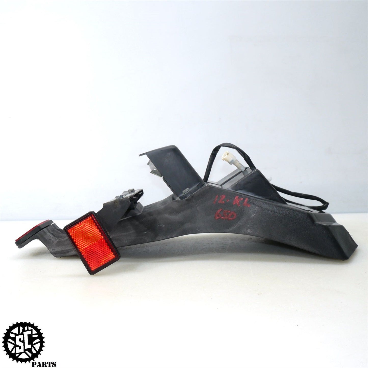 2012 KAWASAKI KLR 650 KL REAR FENDER PLATE BRACKET MUD GUARD 35019-0070 K50