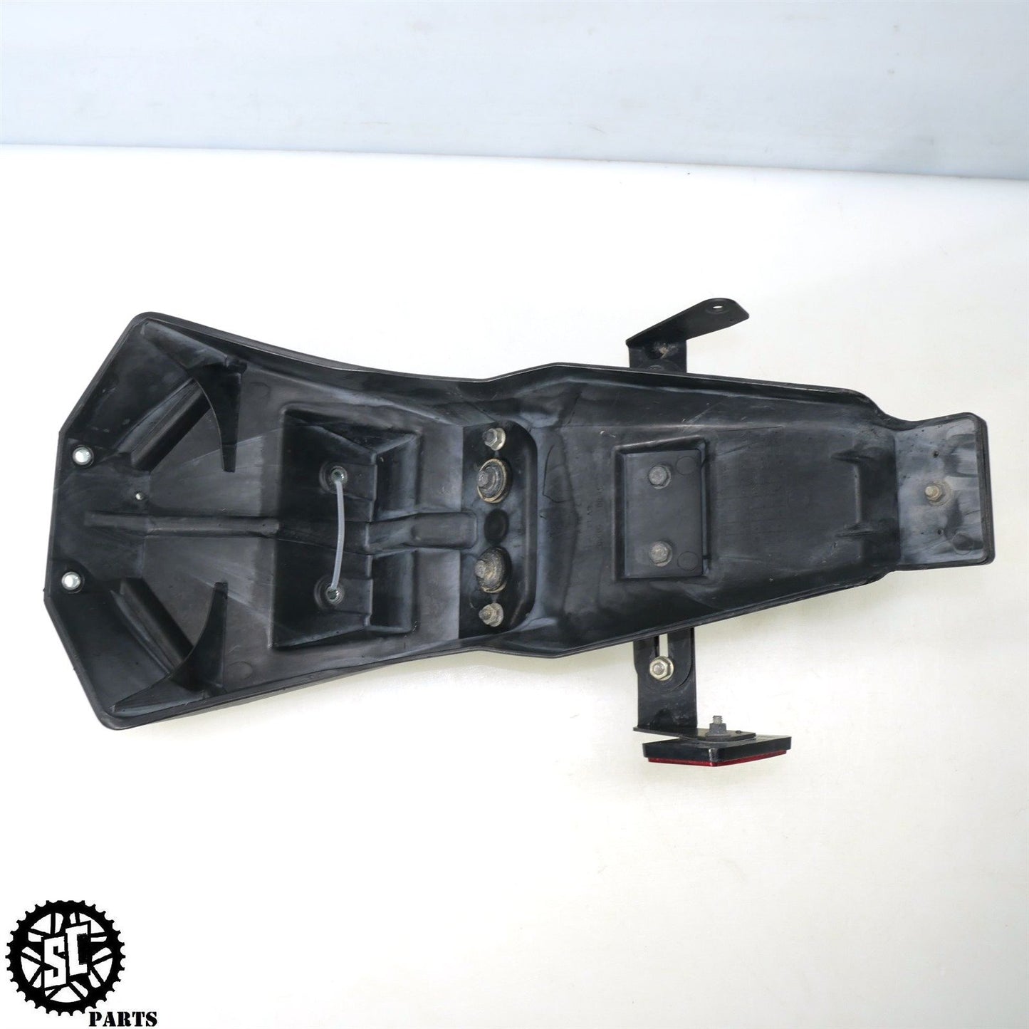 2012 KAWASAKI KLR 650 KL REAR FENDER PLATE BRACKET MUD GUARD 35019-0070 K50