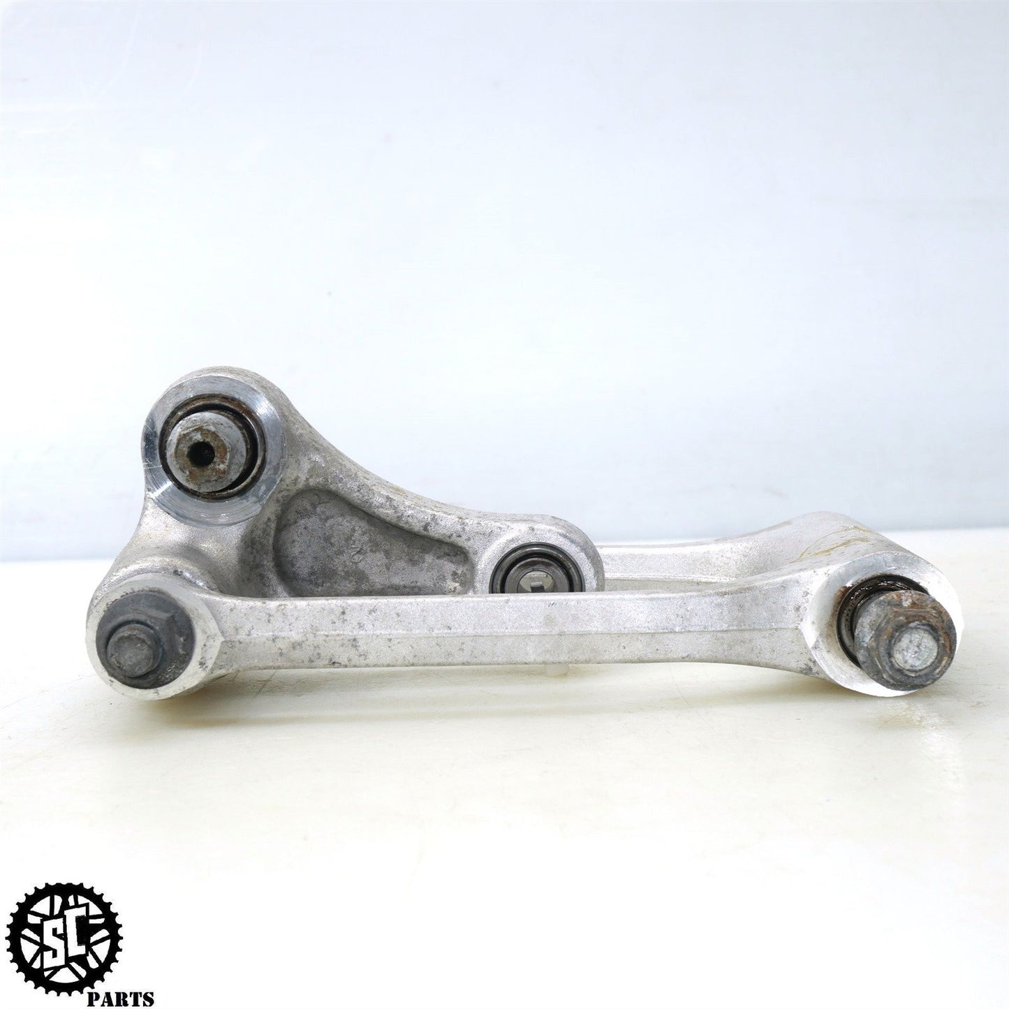 2007 SUZUKI GSXR 600 REAR SHOCK SUSPENSION LINKAGE S44