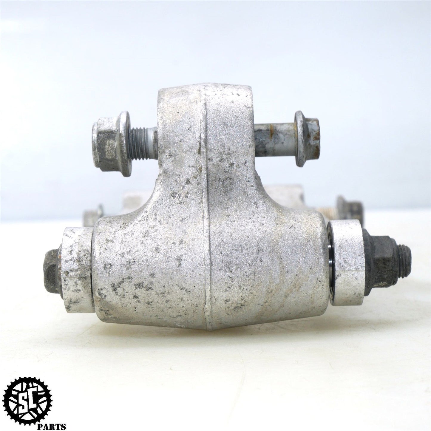 2007 SUZUKI GSXR 600 REAR SHOCK SUSPENSION LINKAGE S44