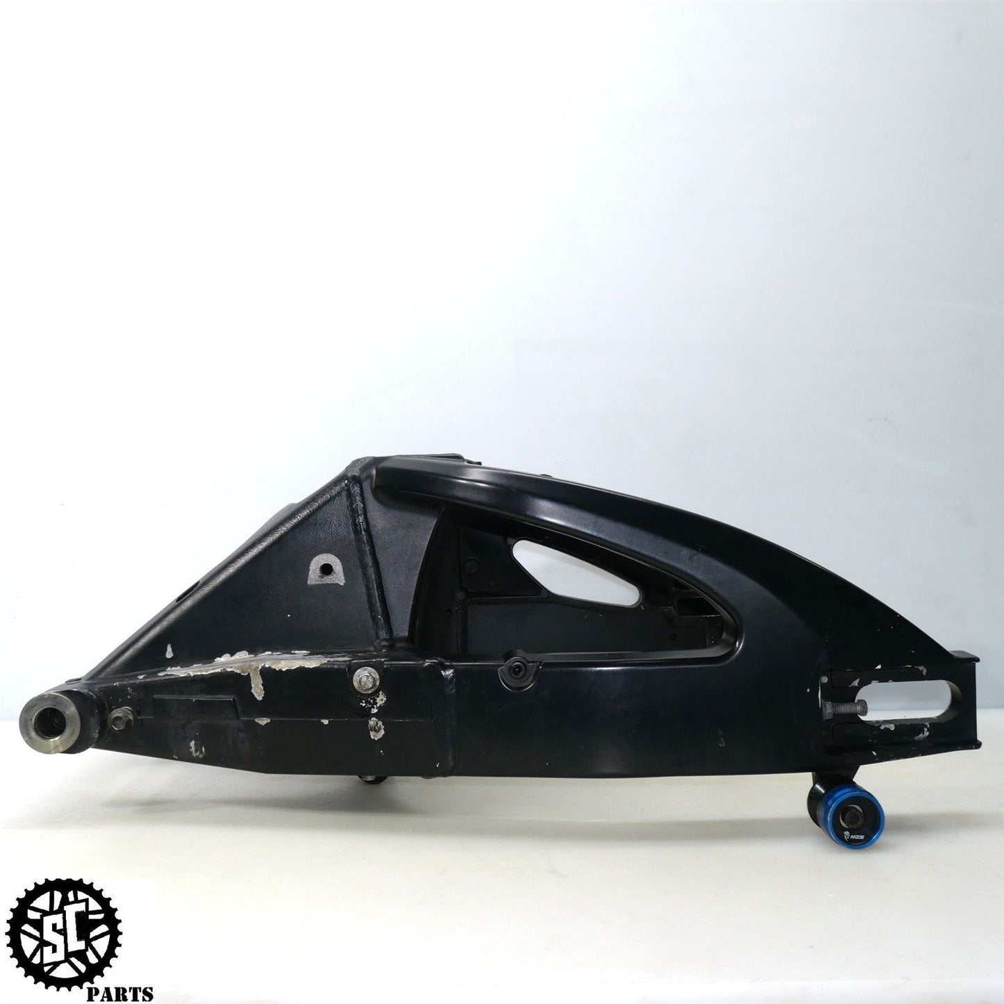 2007 SUZUKI GSXR 600 REAR SWING ARM S44