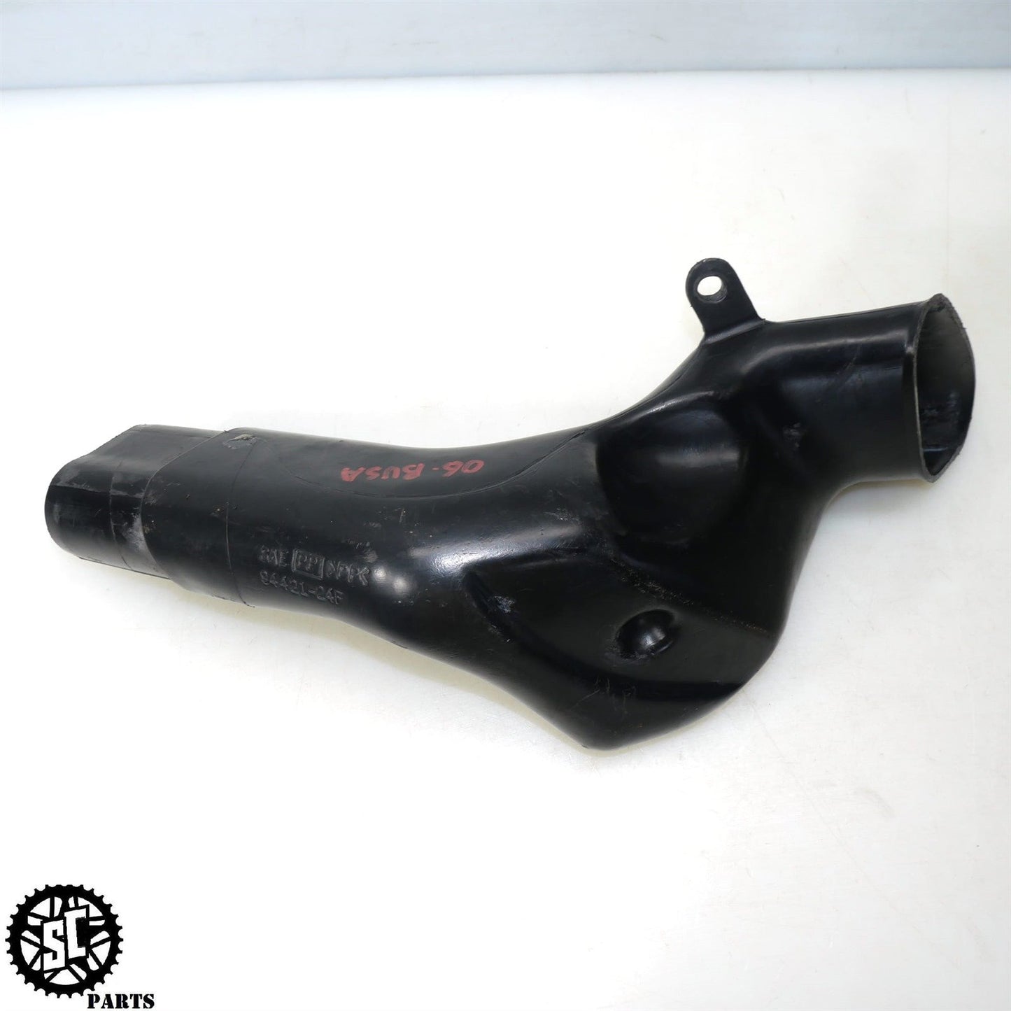 2001-2007 SUZUKI HAYABUSA AIR DUCT INTAKE TUBE S28