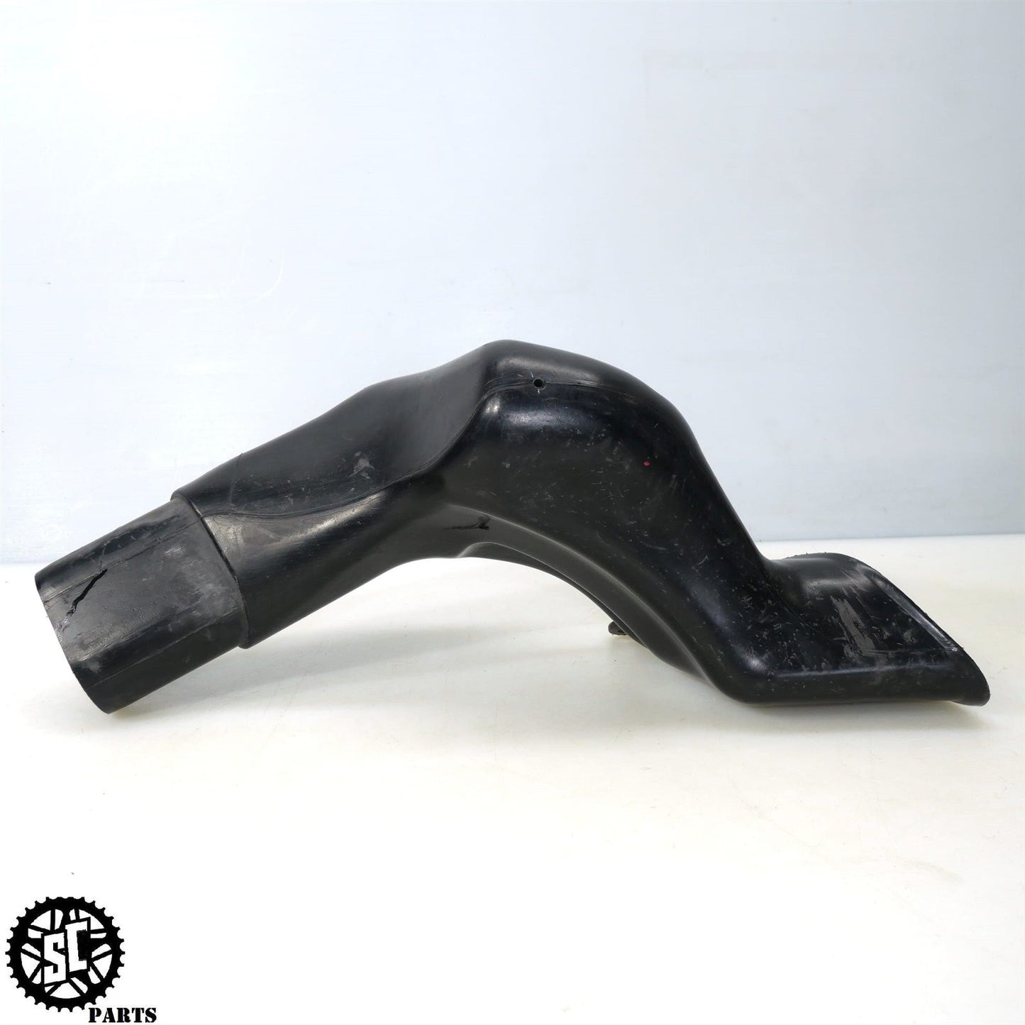 2001-2007 SUZUKI HAYABUSA AIR DUCT INTAKE TUBE S28