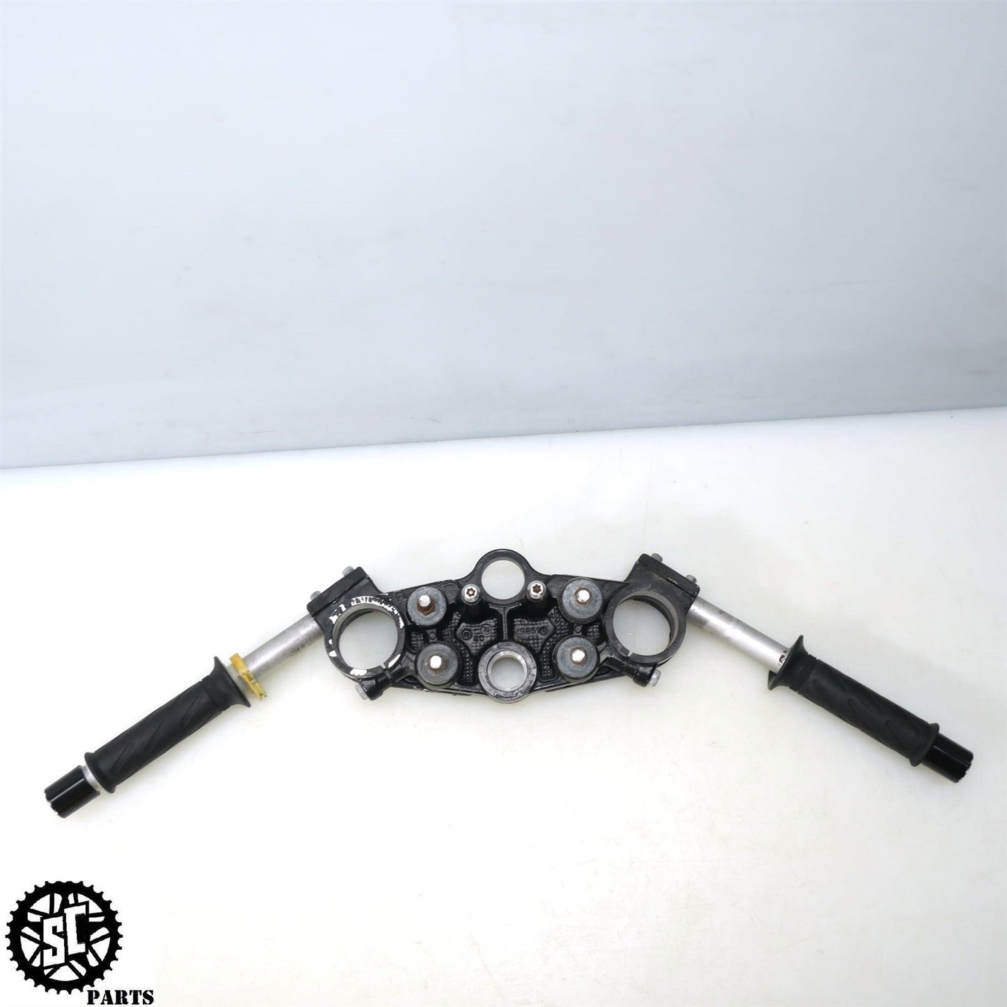 2001-2007 SUZUKI HAYABUSA BROCKS LOWERING TRIPLE TREE S28