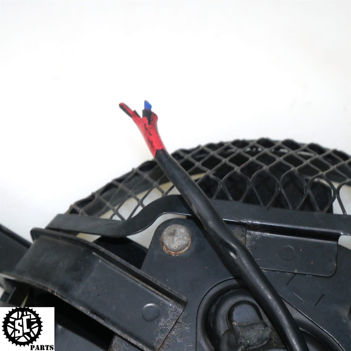 2001-2007 SUZUKI HAYABUSA RADIATOR FAN S28