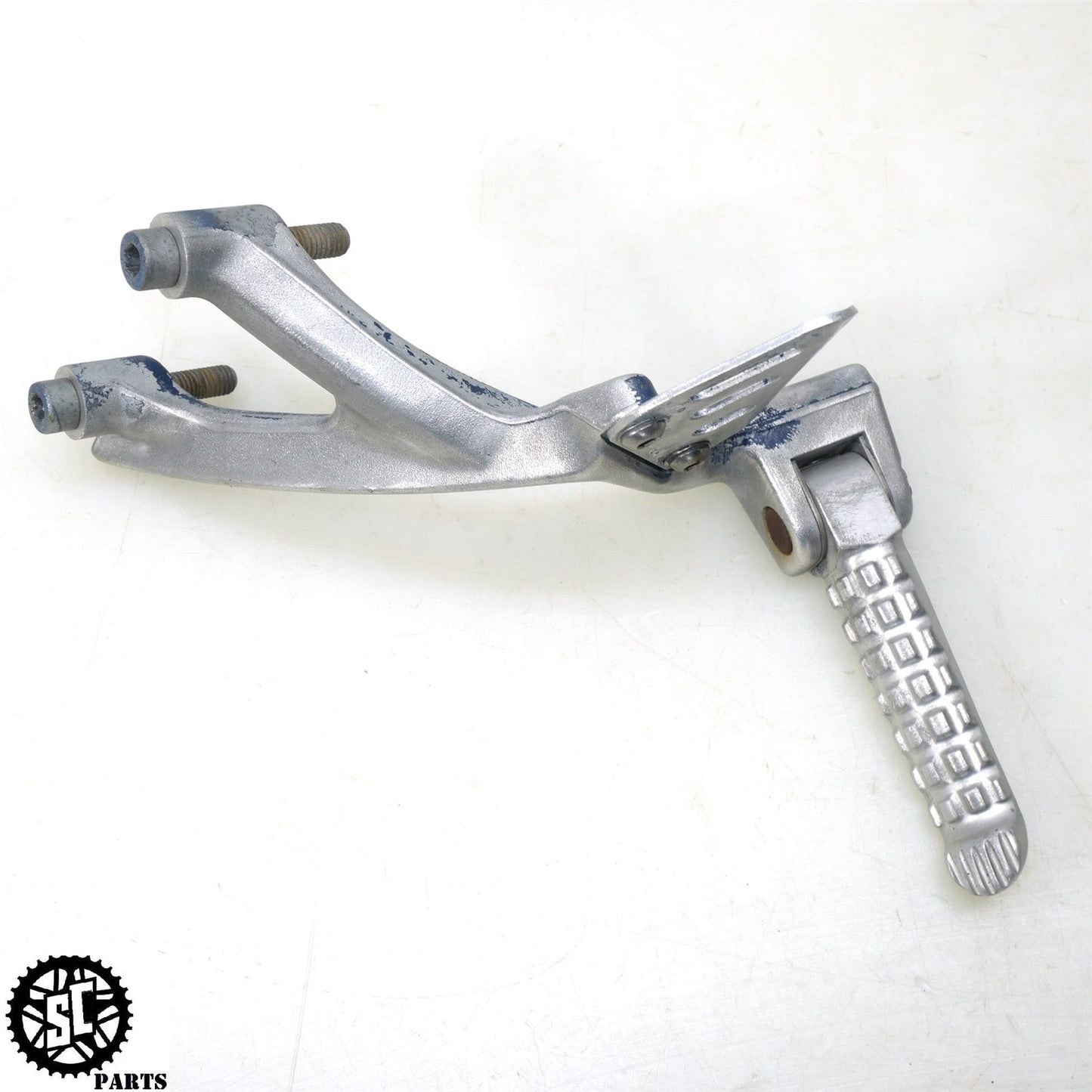 2018 APRILIA TUONO V4 1100 REAR PASSENGER FOOT PEG BRACKET 893996 893997 A09