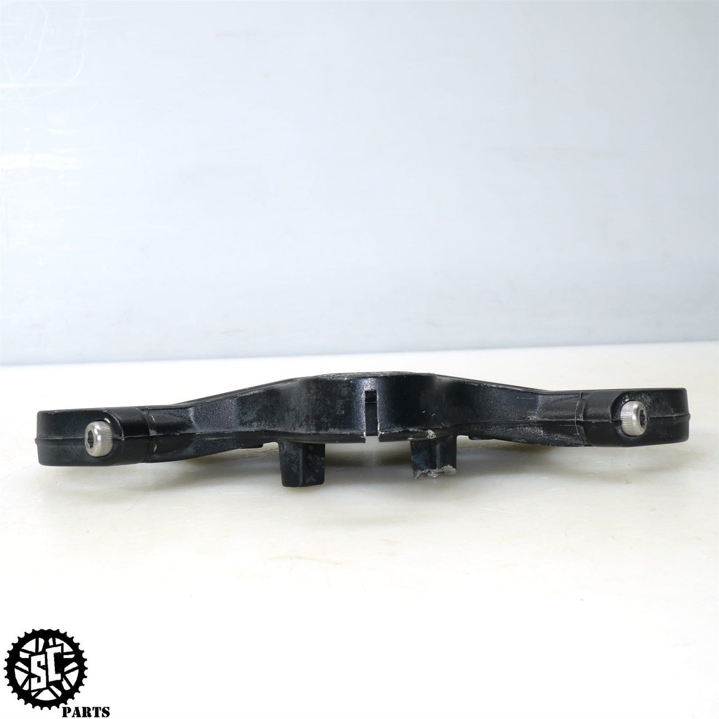 2018 APRILIA TUONO V4 1100 UPPER TRIPLE TREE 898680 A09