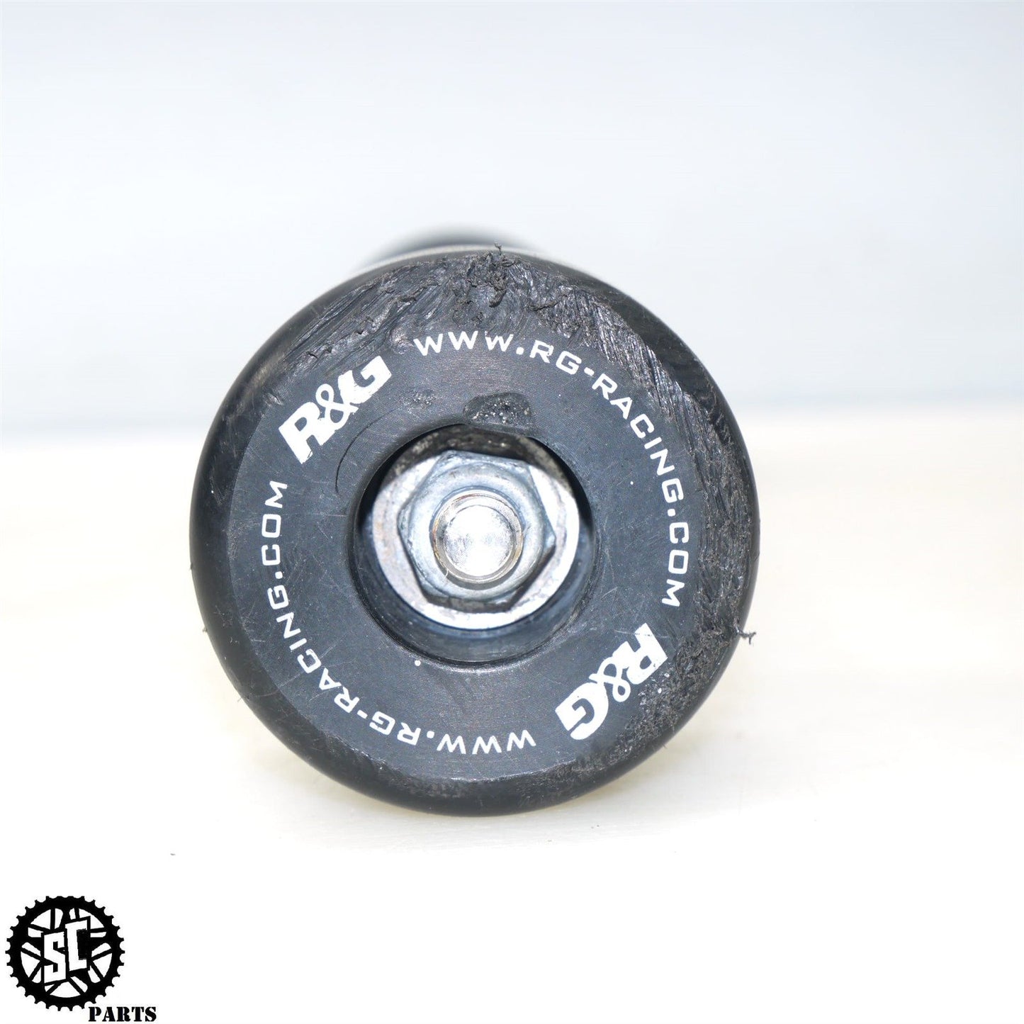 2018 APRILIA TUONO V4 1100 R&G FRONT WHEEL AXLE SLIDER PUCKS A09