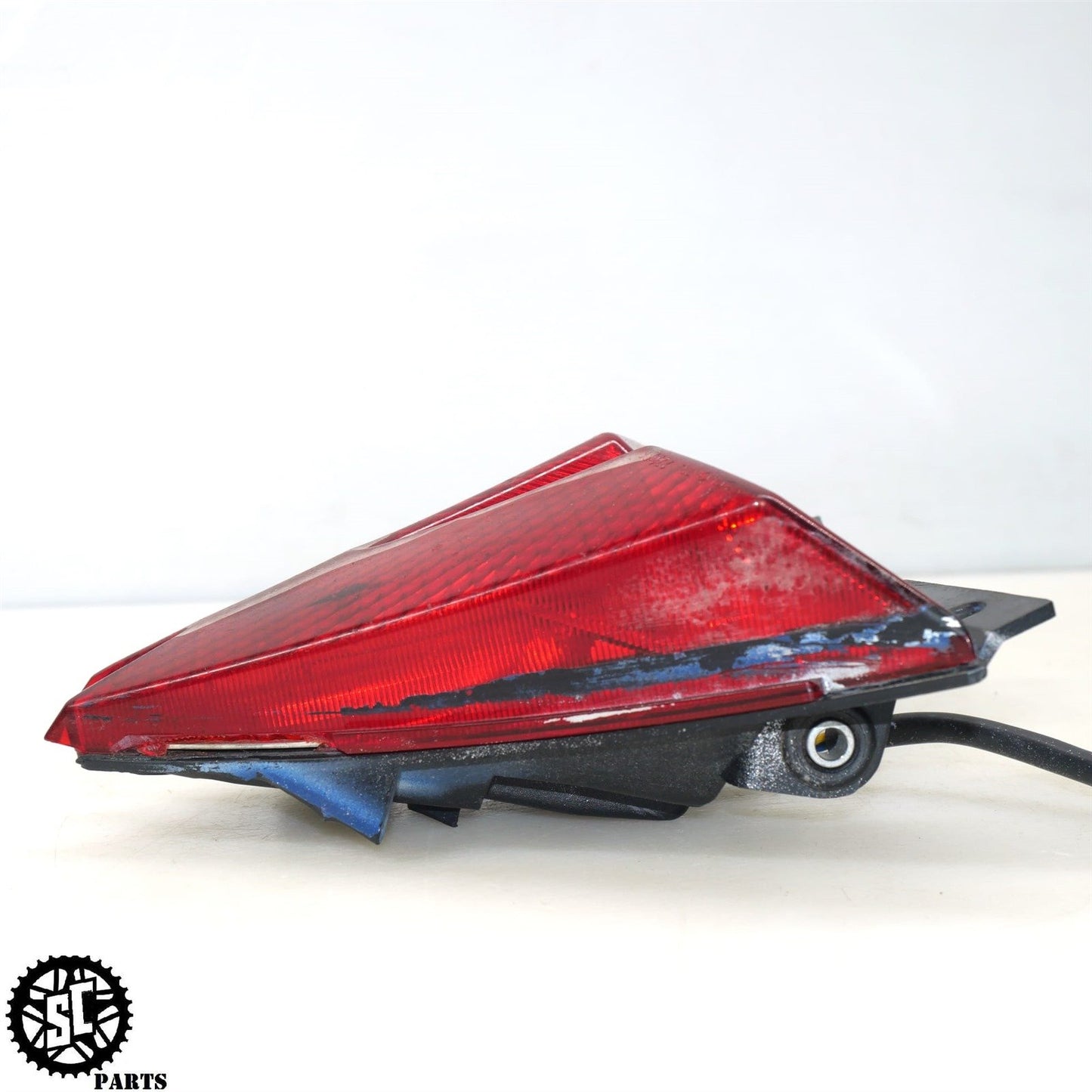 2018 APRILIA TUONO V4 1100 REAR BRAKE TAIL LIGHT 2D000238R A09
