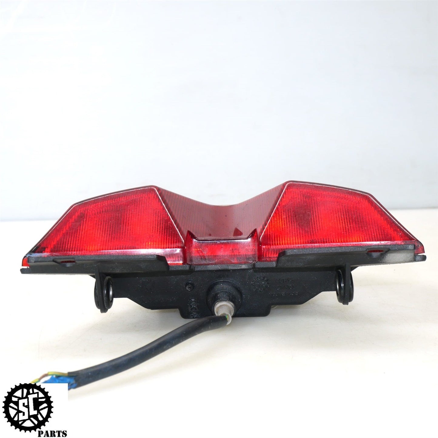 2018 APRILIA TUONO V4 1100 REAR BRAKE TAIL LIGHT 2D000238R A09