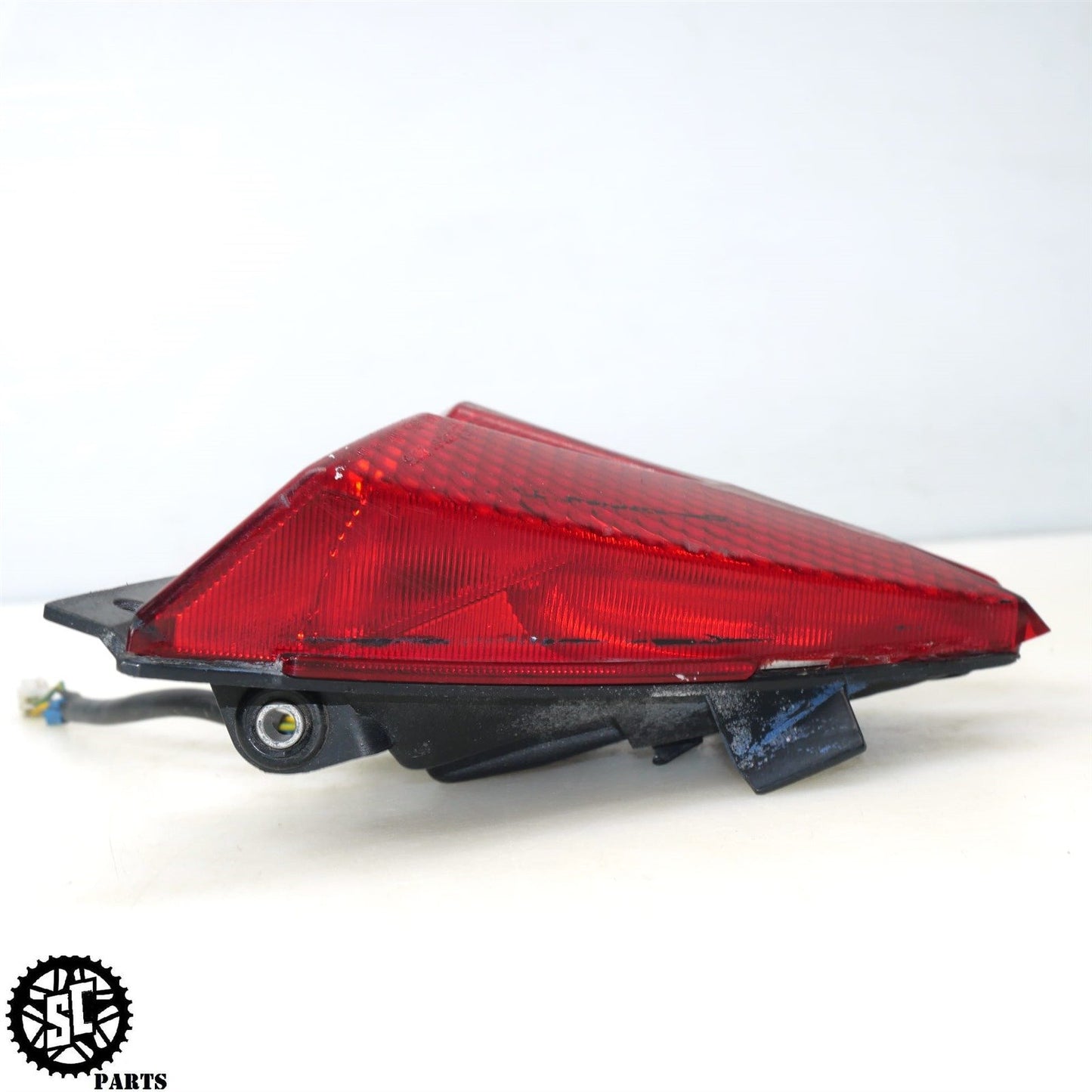 2018 APRILIA TUONO V4 1100 REAR BRAKE TAIL LIGHT 2D000238R A09
