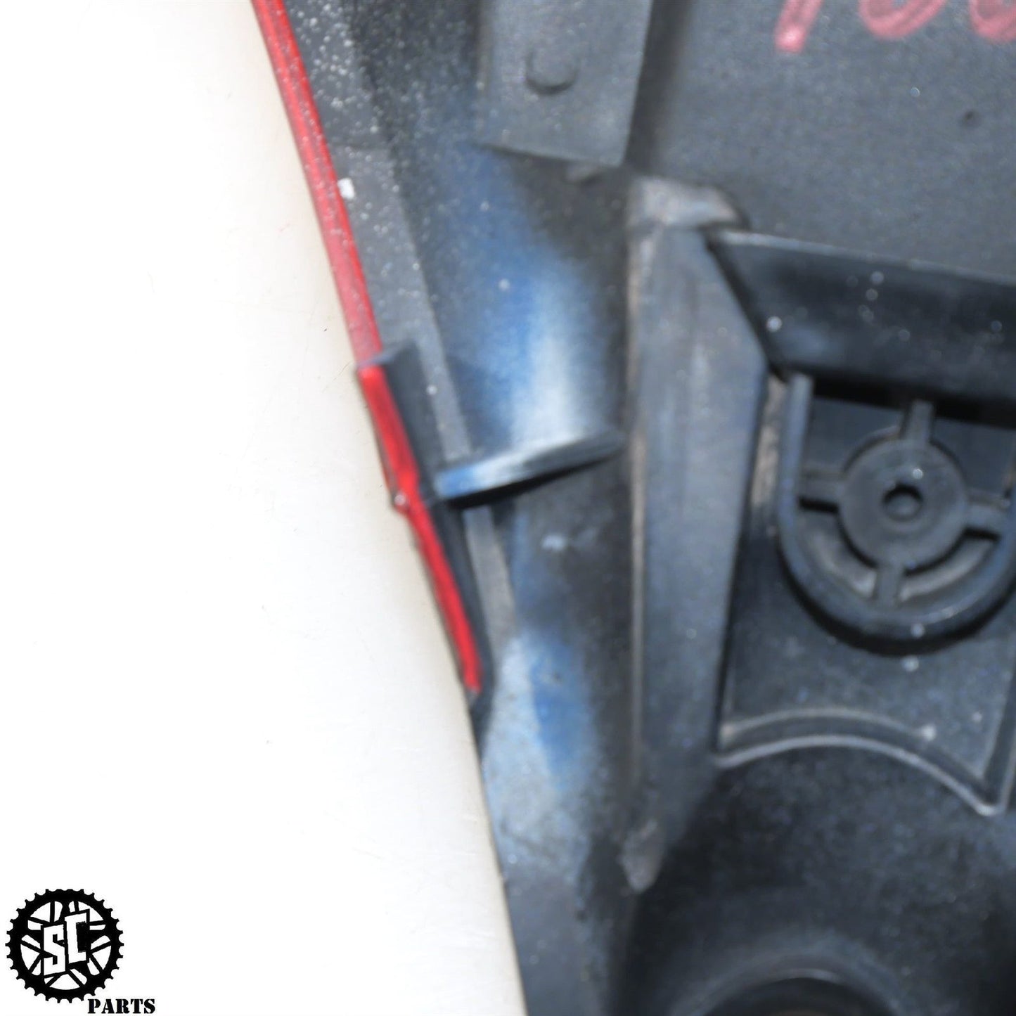 2018 APRILIA TUONO V4 1100 REAR BRAKE TAIL LIGHT 2D000238R A09