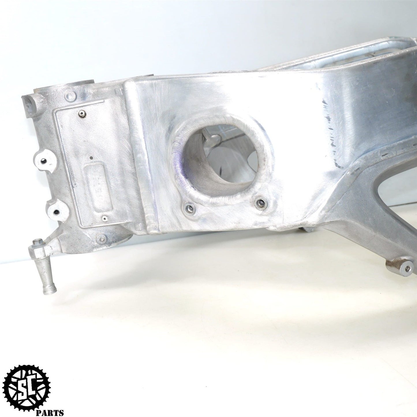 2018 APRILIA TUONO V4 1100 FRAME CHASSIS BOS A09