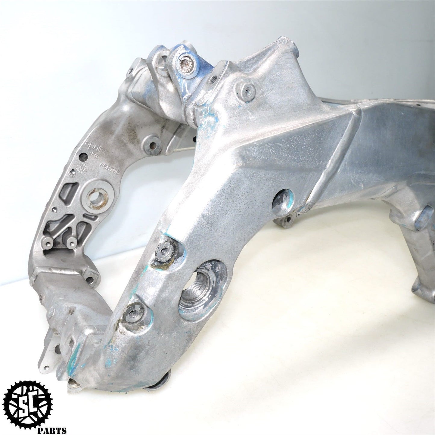 2018 APRILIA TUONO V4 1100 FRAME CHASSIS BOS A09