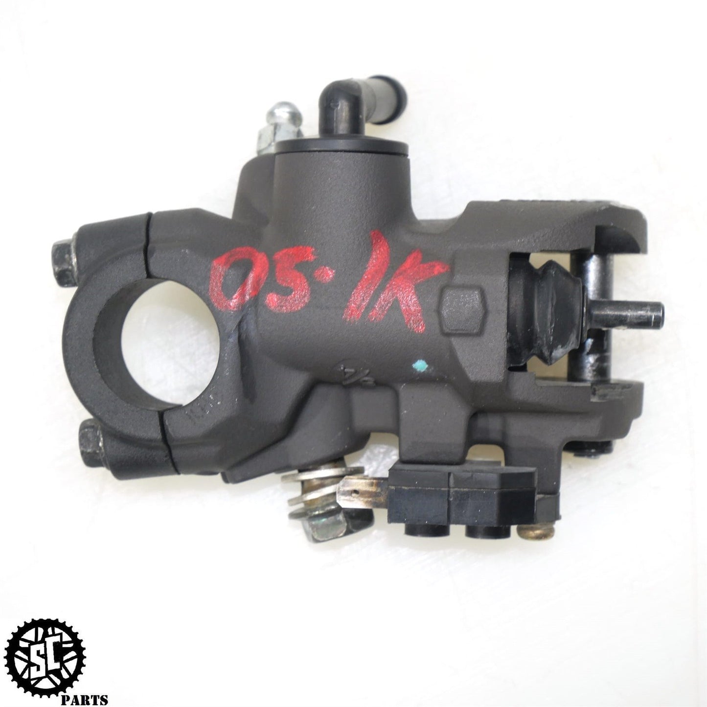 2005 2006 SUZUKI GSXR 1000 FRONT BRAKE MASTER CYLINDER S22