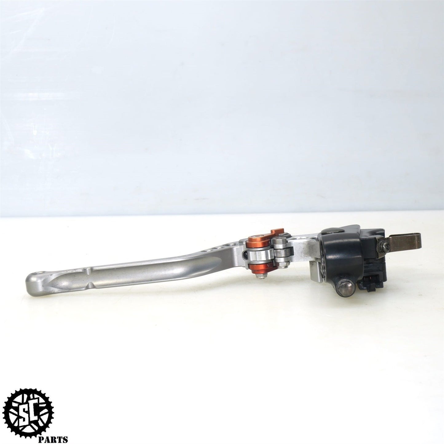 2005 2006 SUZUKI GSXR 1000 CLUTCH PERCH LEVER BRACKET CRG S22