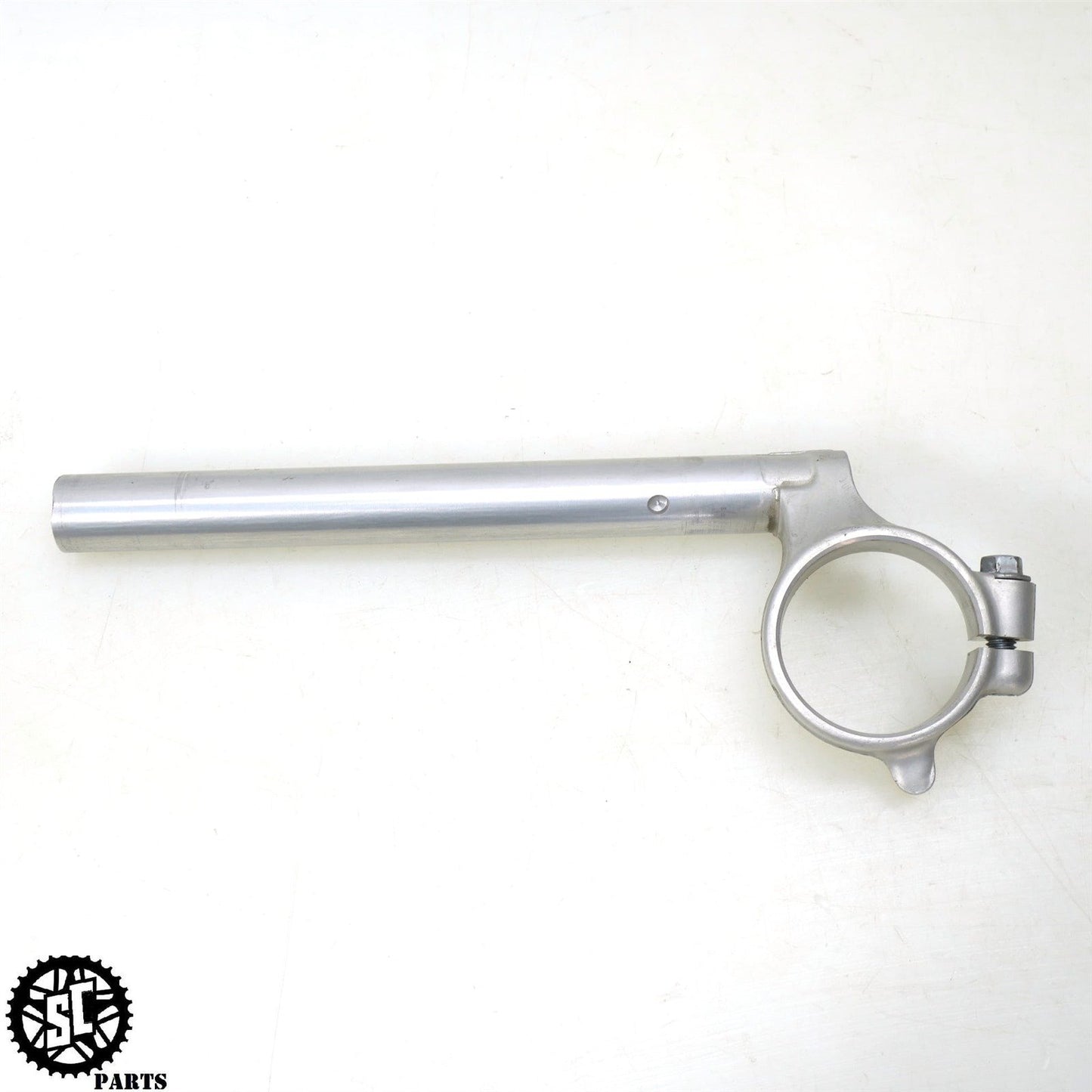 2005 2006 SUZUKI GSXR 1000 HANDLEBAR RIGHT CLIP ON S22