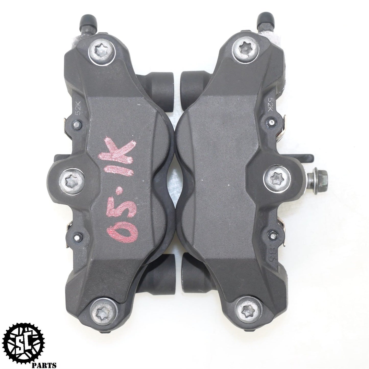 2005 2006 SUZUKI GSXR 1000 FRONT BRAKE CALIPERS S22