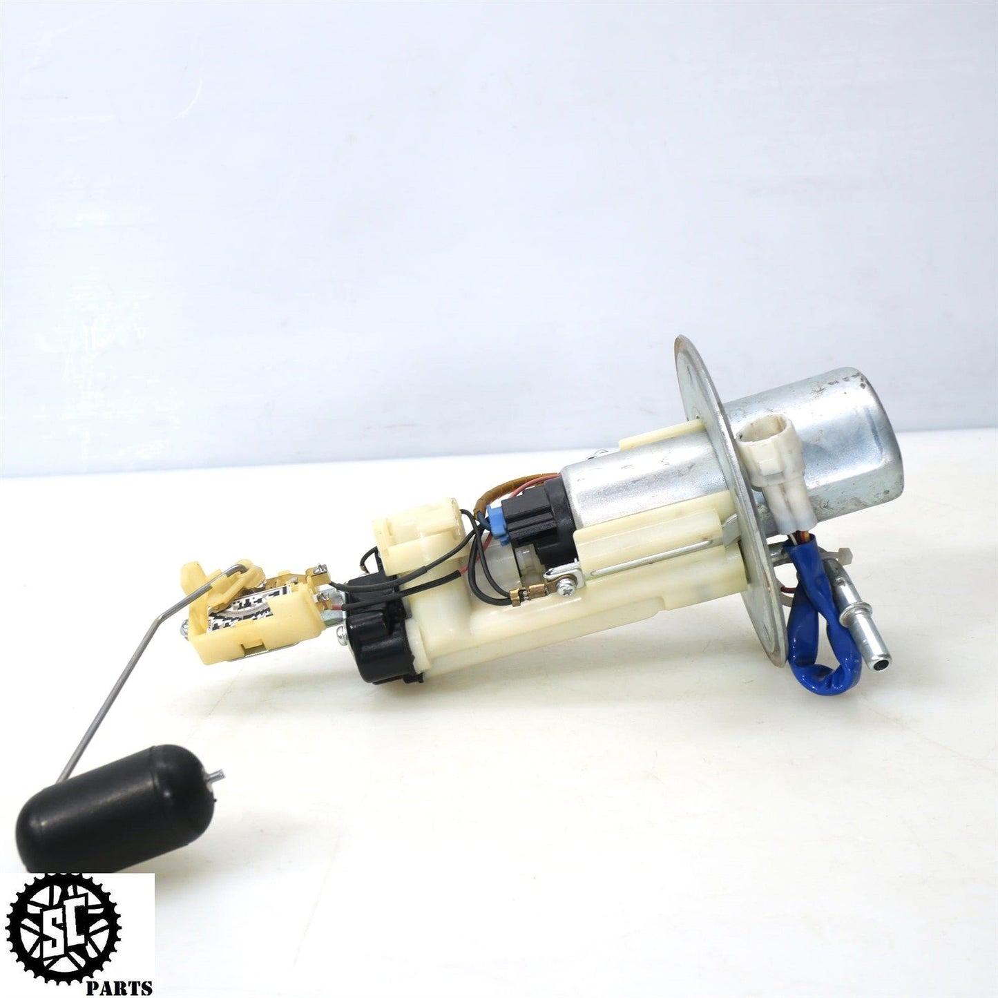 2005 2006 SUZUKI GSXR 1000 FUEL PUMP 15100-41G00 S22