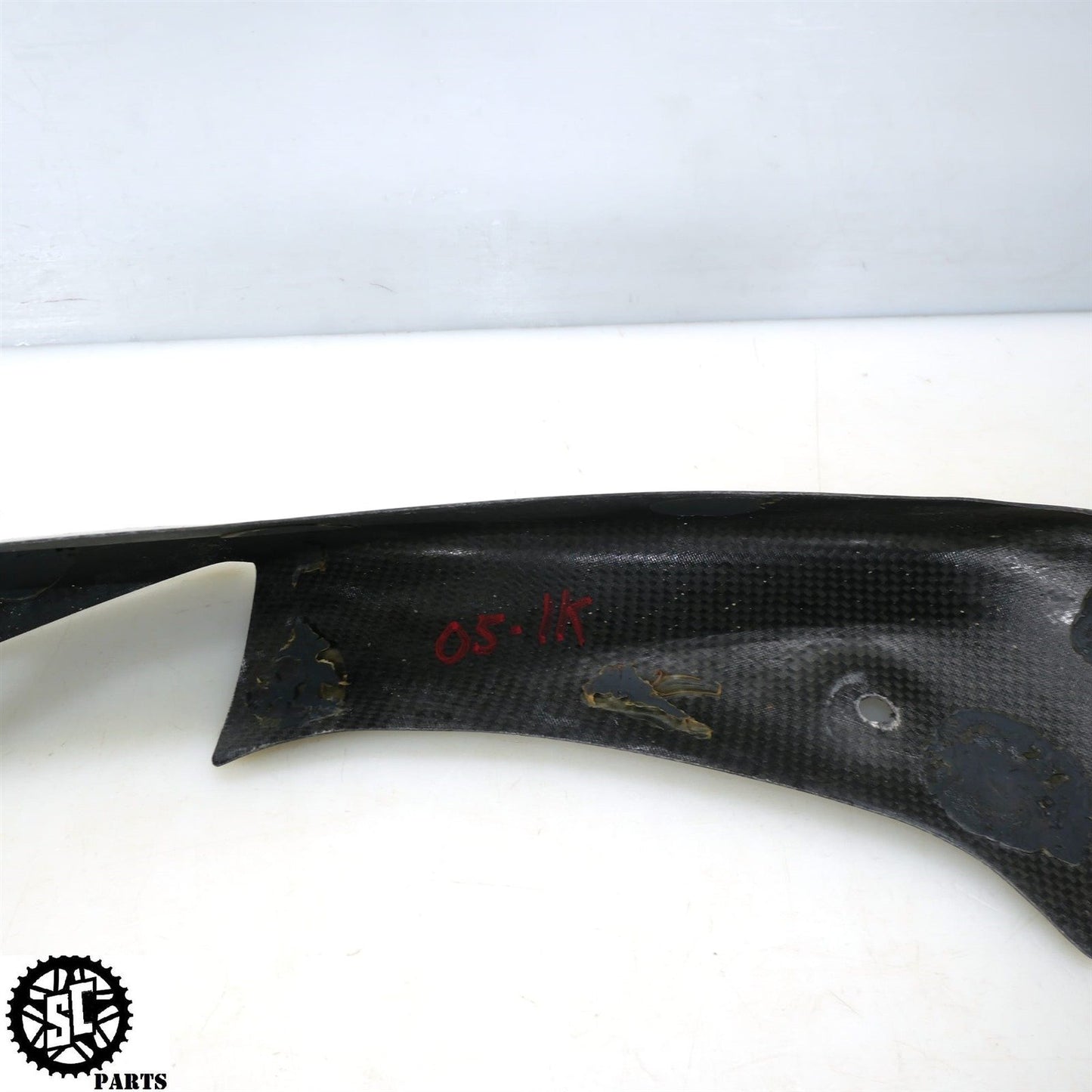 2005 2006 SUZUKI GSXR 1000 CARBON FIBER AIR DUCT TUBE COVER S22