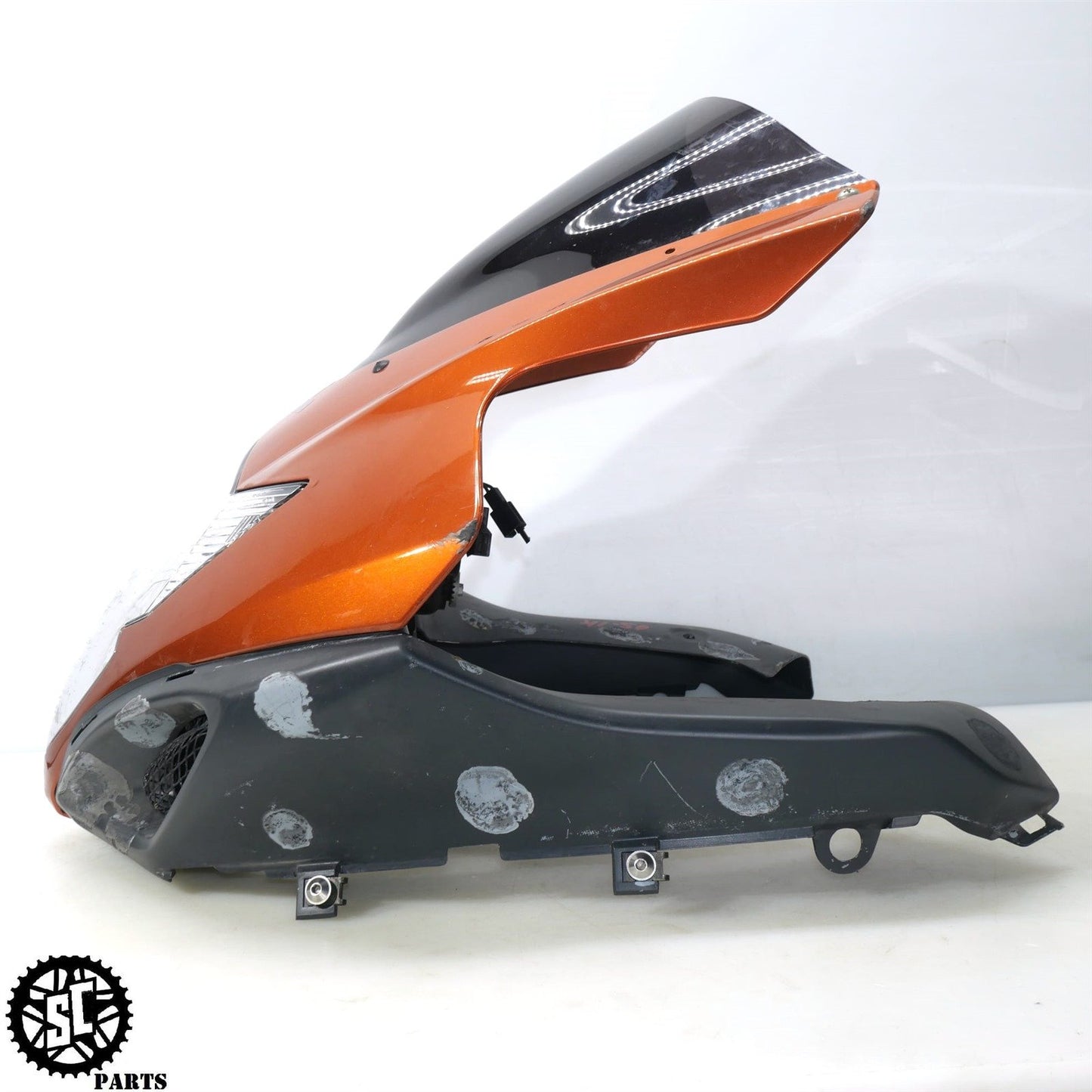 2005 2006 SUZUKI GSXR 1000 UPPER FAIRING COWL HEADLIGHT S22