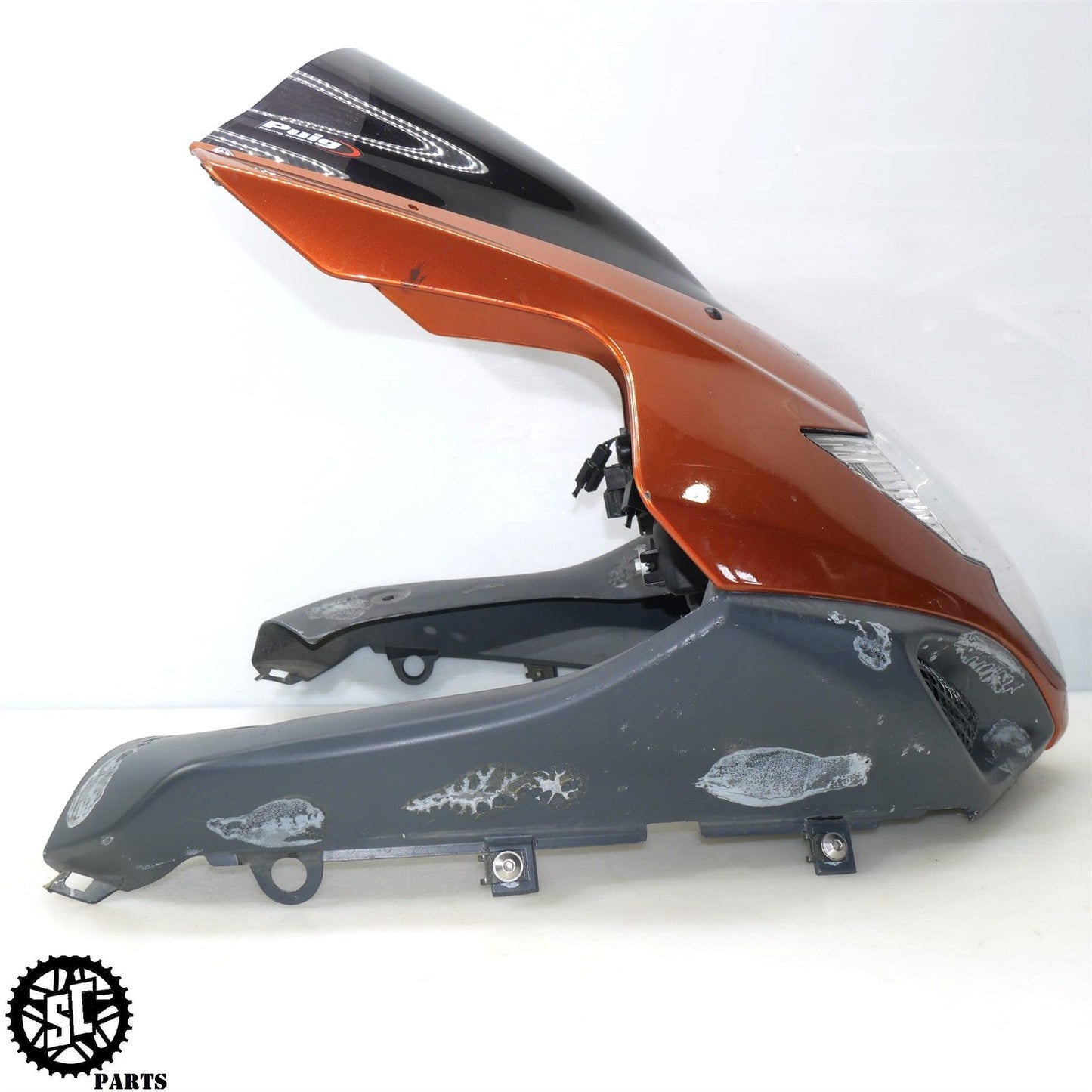 2005 2006 SUZUKI GSXR 1000 UPPER FAIRING COWL HEADLIGHT S22
