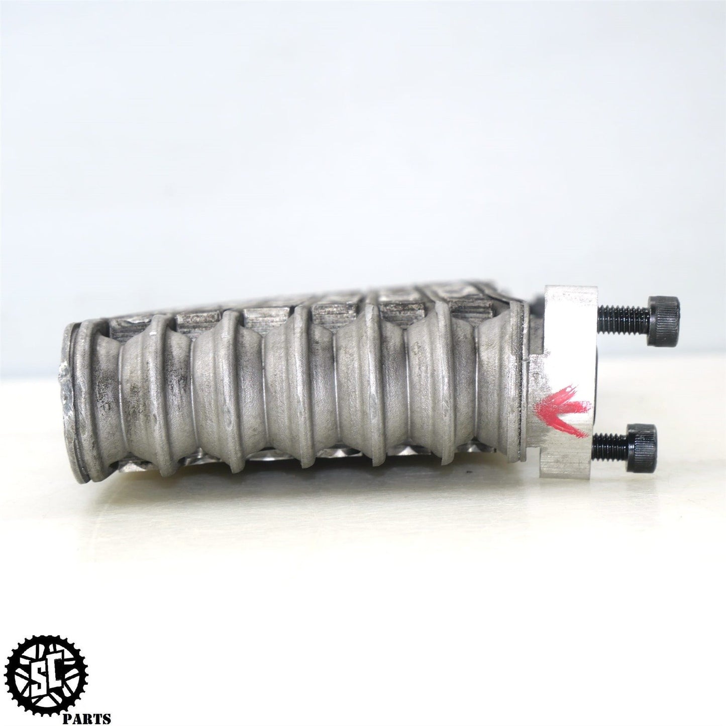 2005 2006 SUZUKI GSXR 1000 OIL COOLER S22