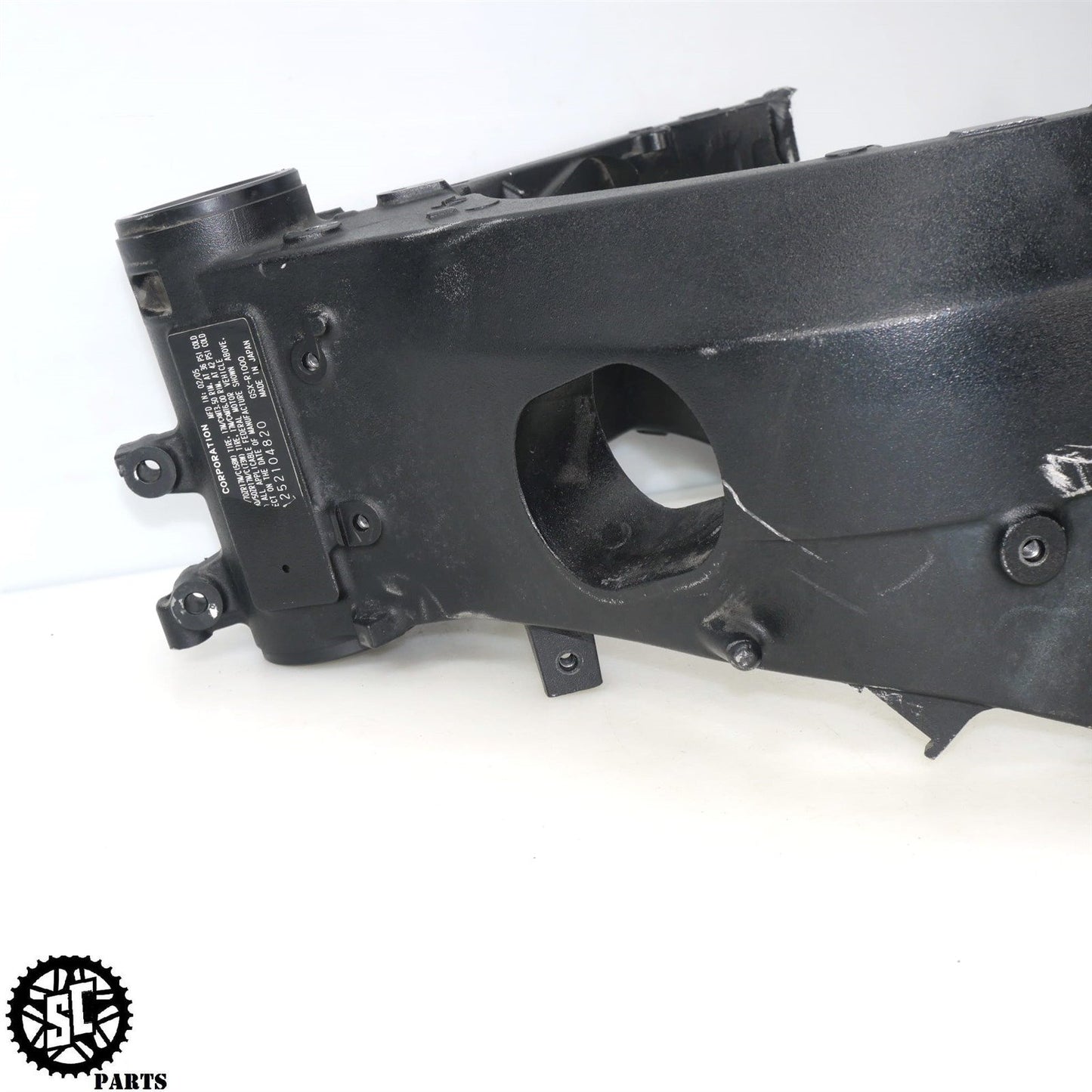 2005 2006 SUZUKI GSXR 1000 FRAME *S* S22