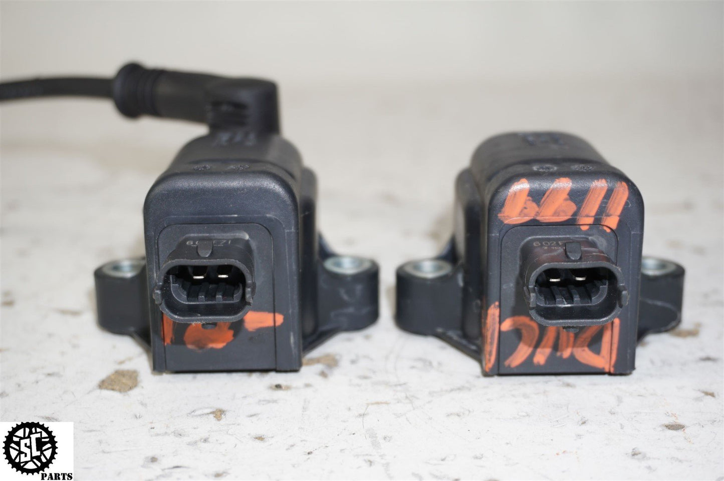 2012 DUCATI PANIGALE 1199 IGNITION COIL PACK WIRE 38040221B D08