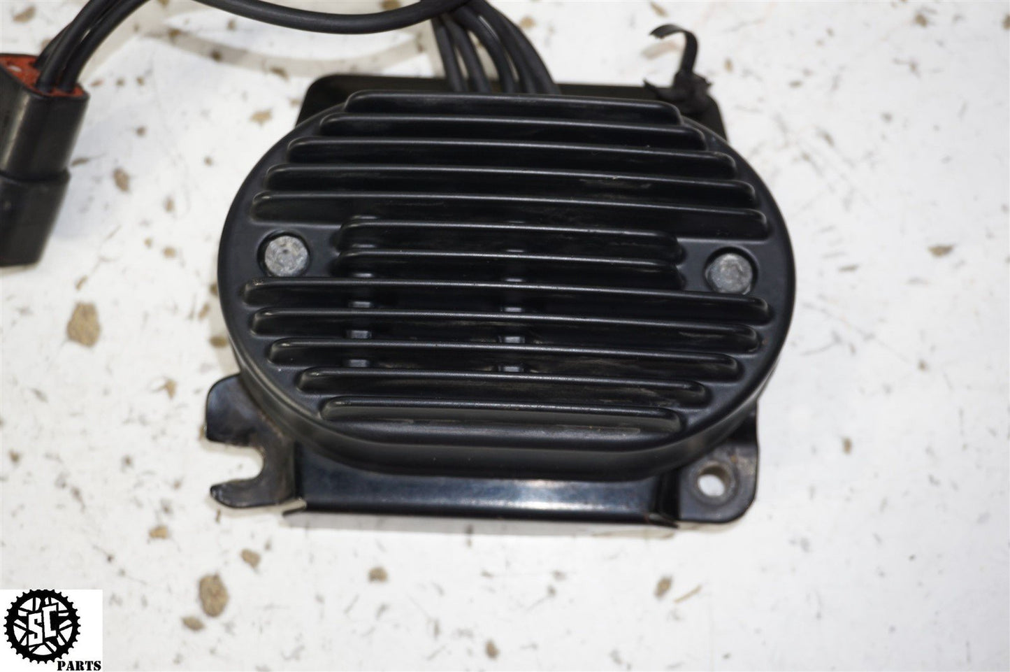 2005 HARLEY DAVIDSON SOFTAIL RECTIFIER VOLTAGE REGULATOR HD17
