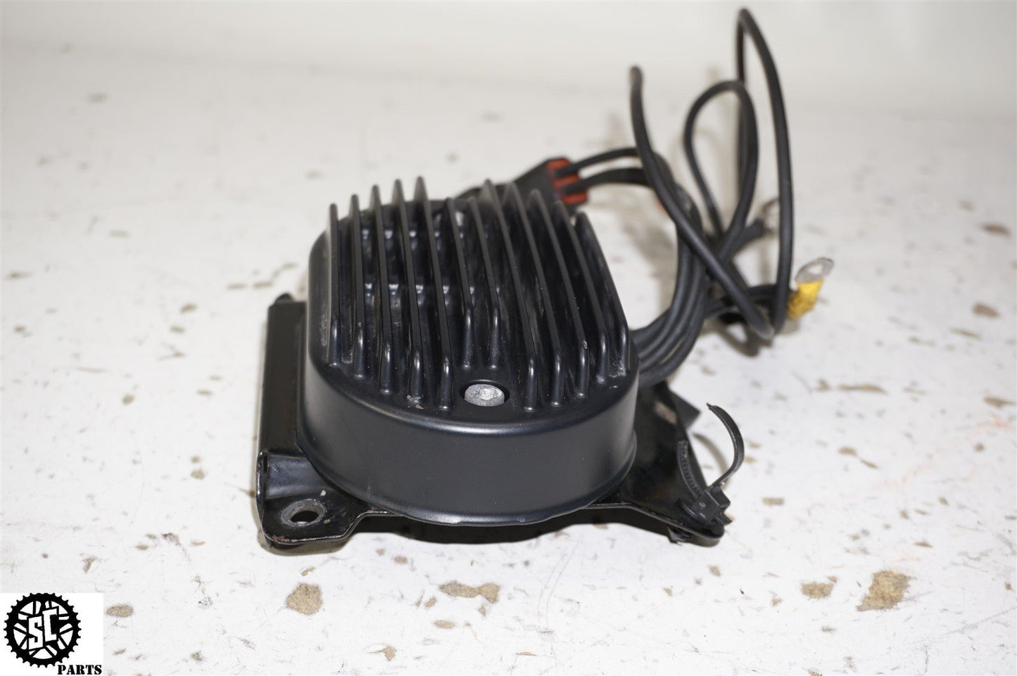 2005 HARLEY DAVIDSON SOFTAIL RECTIFIER VOLTAGE REGULATOR HD17