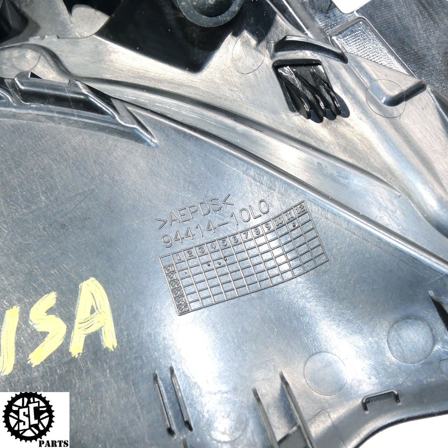 2022 2023 SUZUKI HAYABUSA FRONT SPEEDOMETER INNER FAIRING COWL HEADLIGHT S73