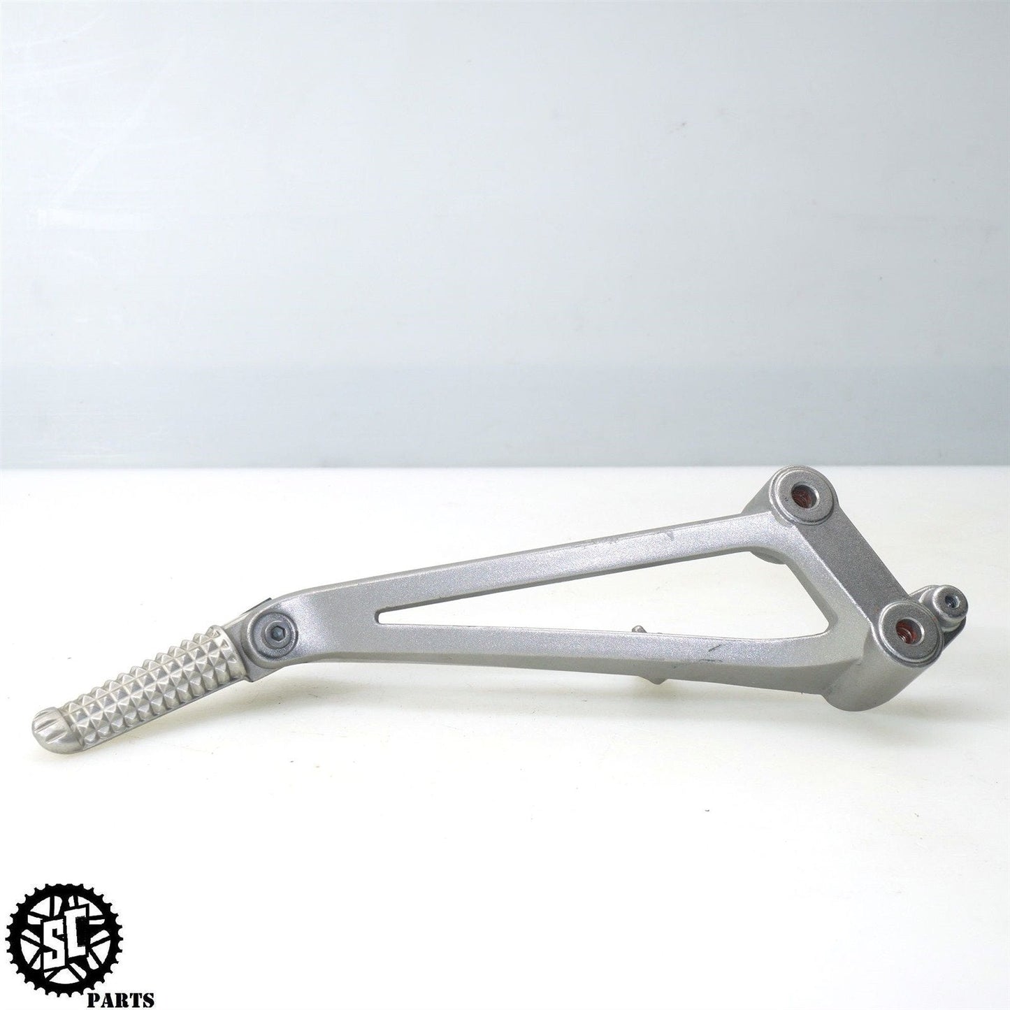 2009-2014 YAMAHA YZF R1 LEFT RIGHT REAR BACK PASSENGER FOOT PEG BRACKET Y41