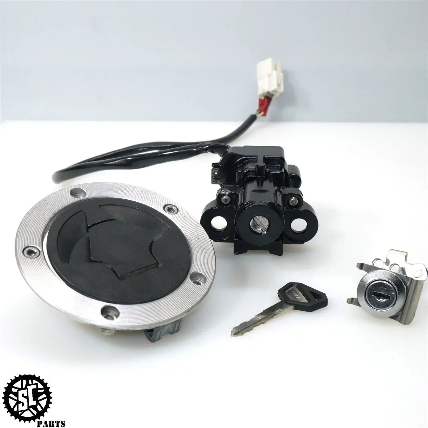 12 14 15 2013 KAWASAKI NINJA ZX14R IGNITION SWITCH LOCK SET SEAT GAS CAP K66