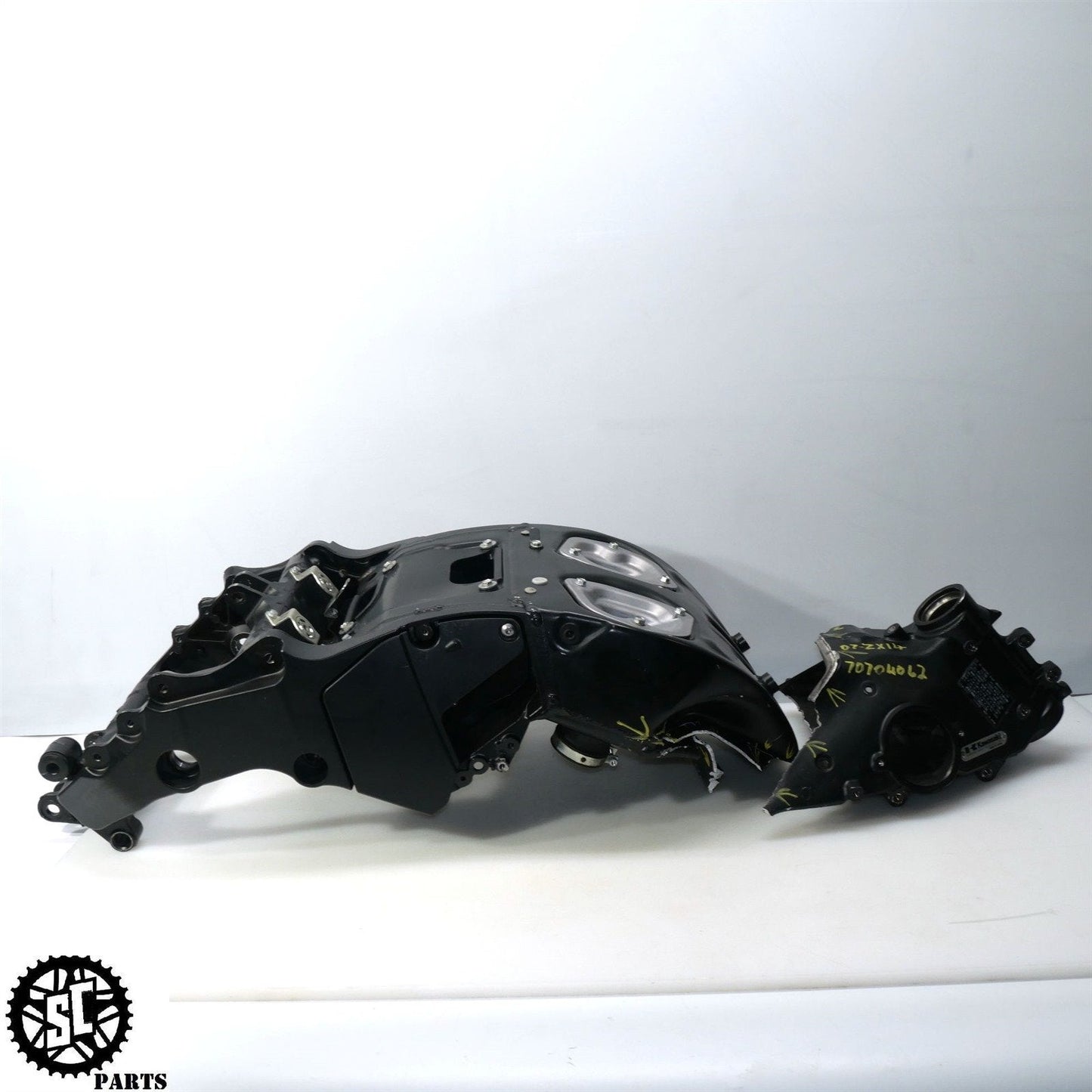 2006-2011 KAWASAKI NINJA ZX14 ZX1400 MAIN FRAME CHASSIS *S* K20