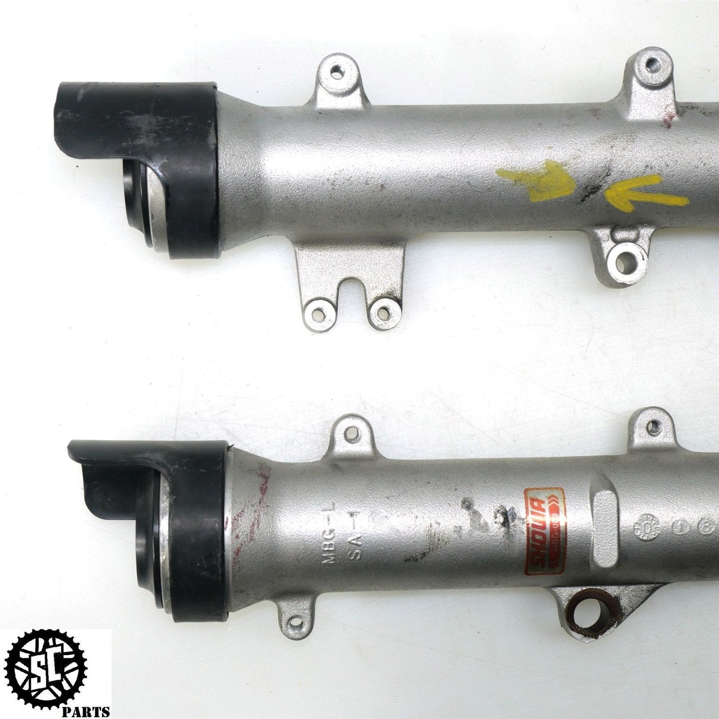 1998-2001 HONDA VFR800 FRONT FORK TUBE LOWER LEG SLIDER H03