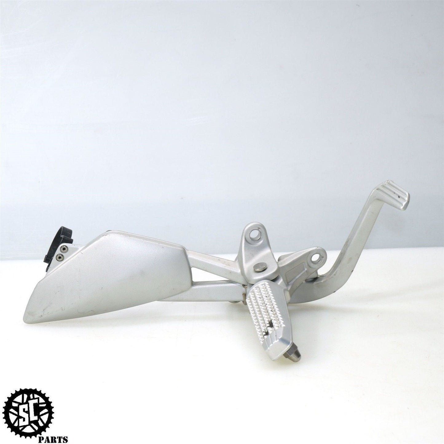2009-2016 BMW K1300S FRONT RIGHT REARSET FOOT PEG BRAKE PEDAL BRACKET B33