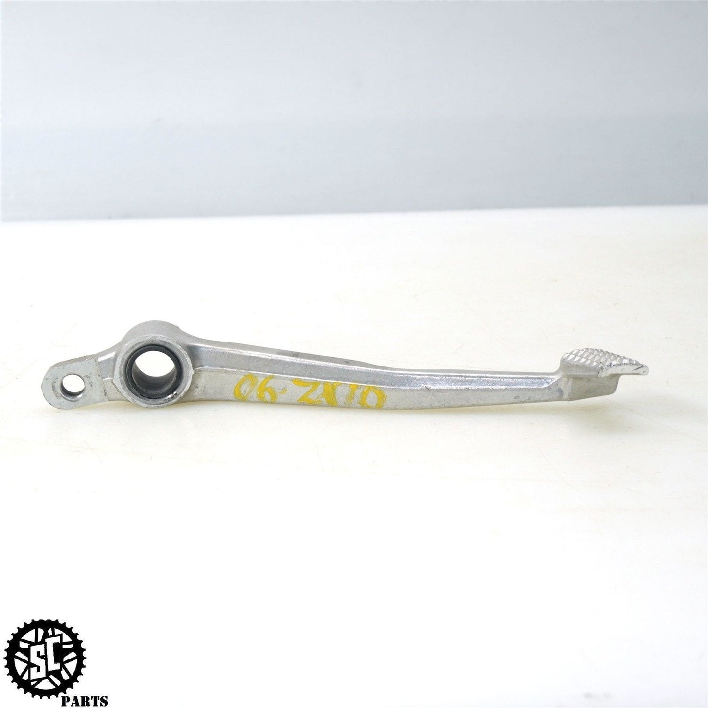 2006 2007 KAWASAKI NINJA ZX10R BRAKE PEDAL REARSET FOOT PEG LEVER K16