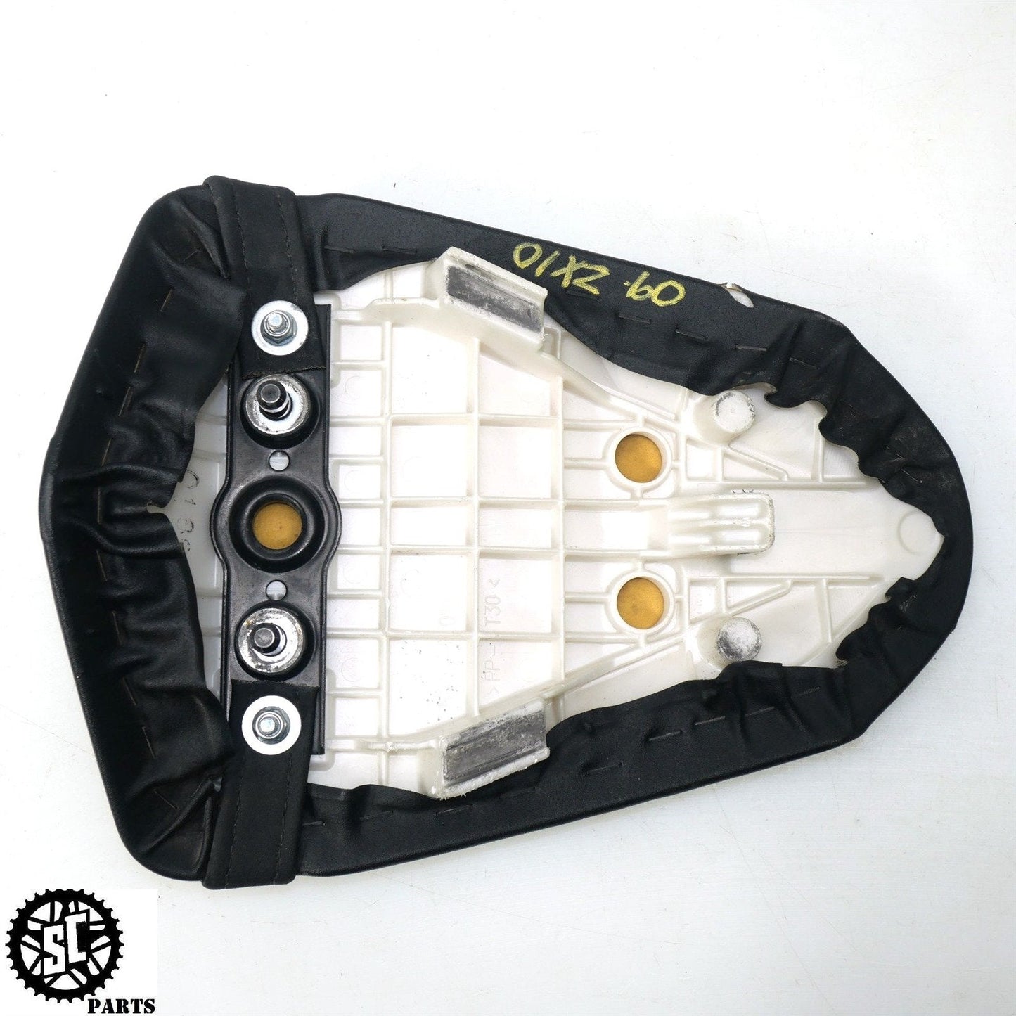 2008-2010 KAWASAKI NINJA ZX10R REAR PASSENGER SEAT K43