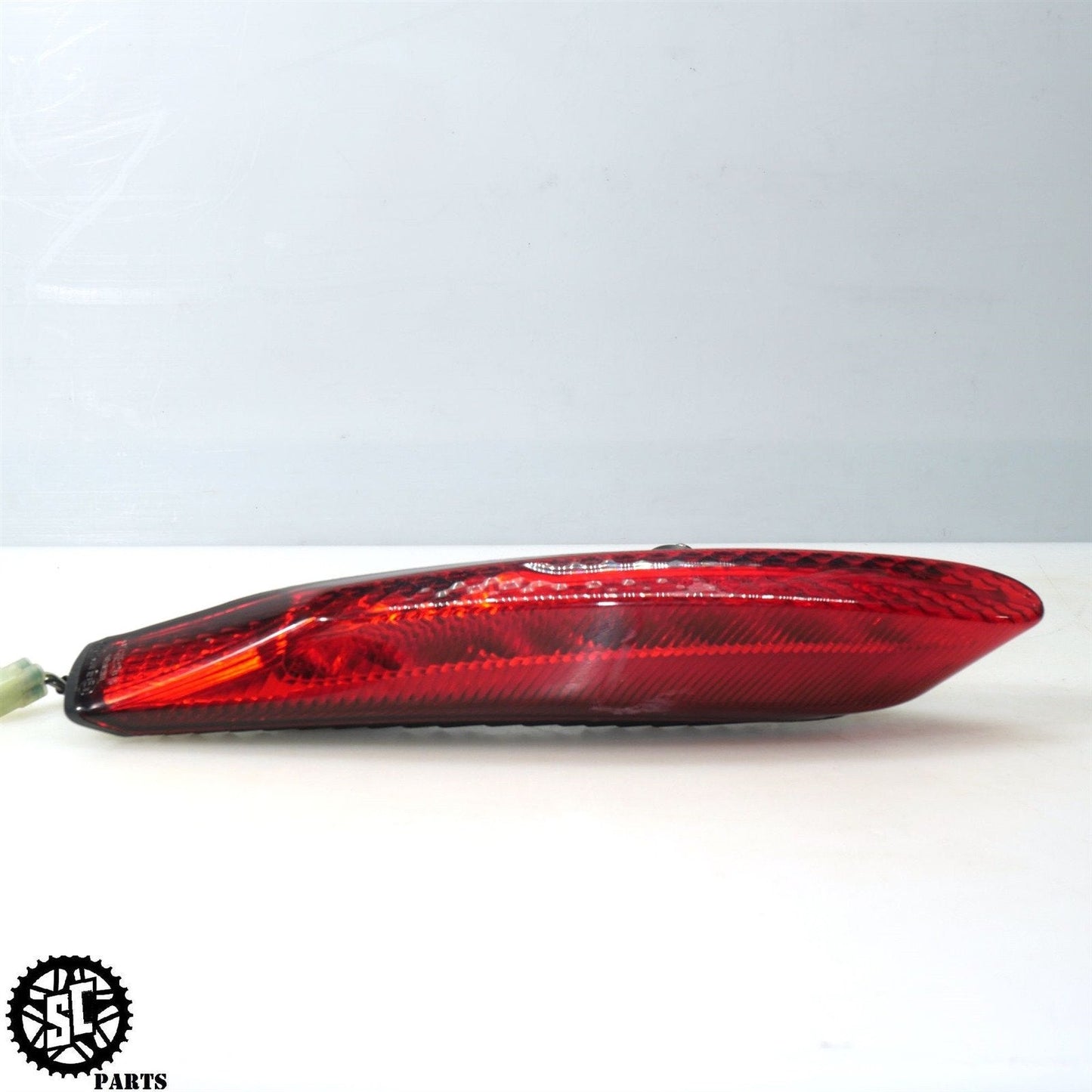 2015 DUCATI DIAVEL RIGHT REAR TAILLIGHT BRAKE LIGHT TURN SIGNAL D32