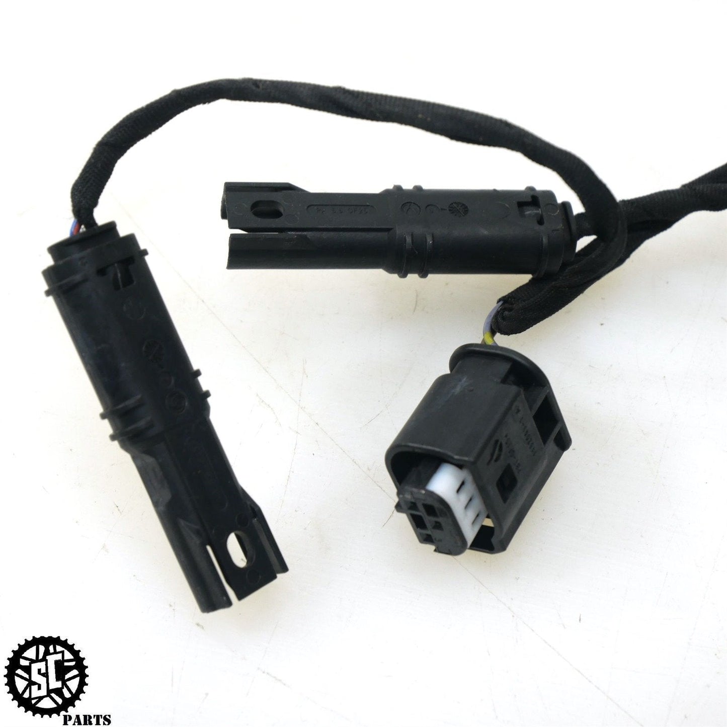 2013-2018 BMW F700GS TURN SIGNAL WIRING HARNESS PLUG B27
