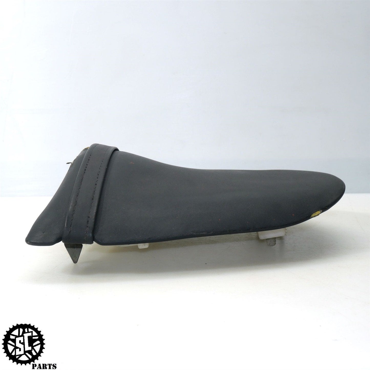 2003-2006 KAWASAKI Z1000 REAR PASSENGER SEAT K30